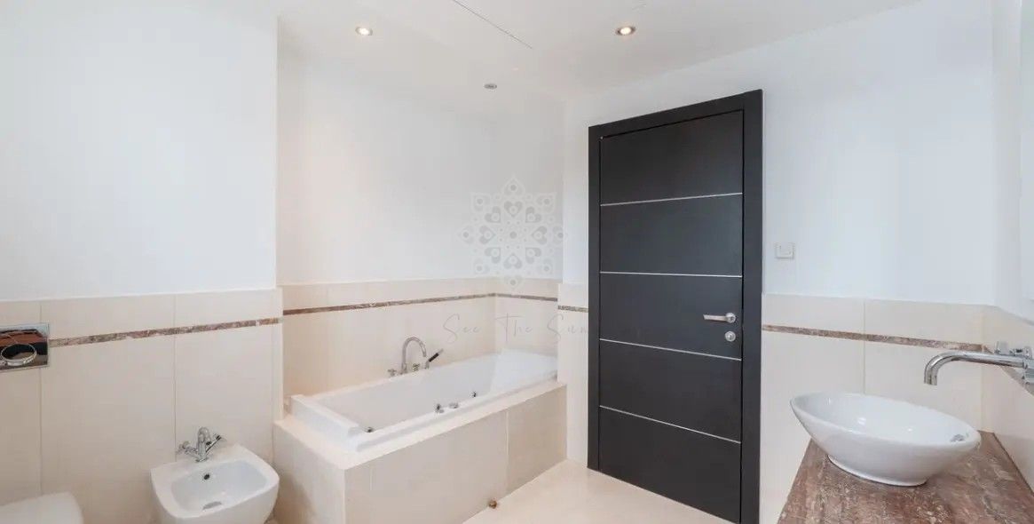 Semi Detached Villa in Meisho Hills, Marbella