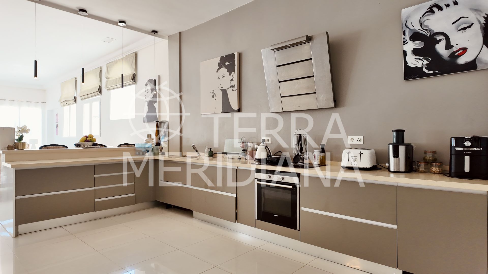 Villa in Nueva Andalucia, Marbella