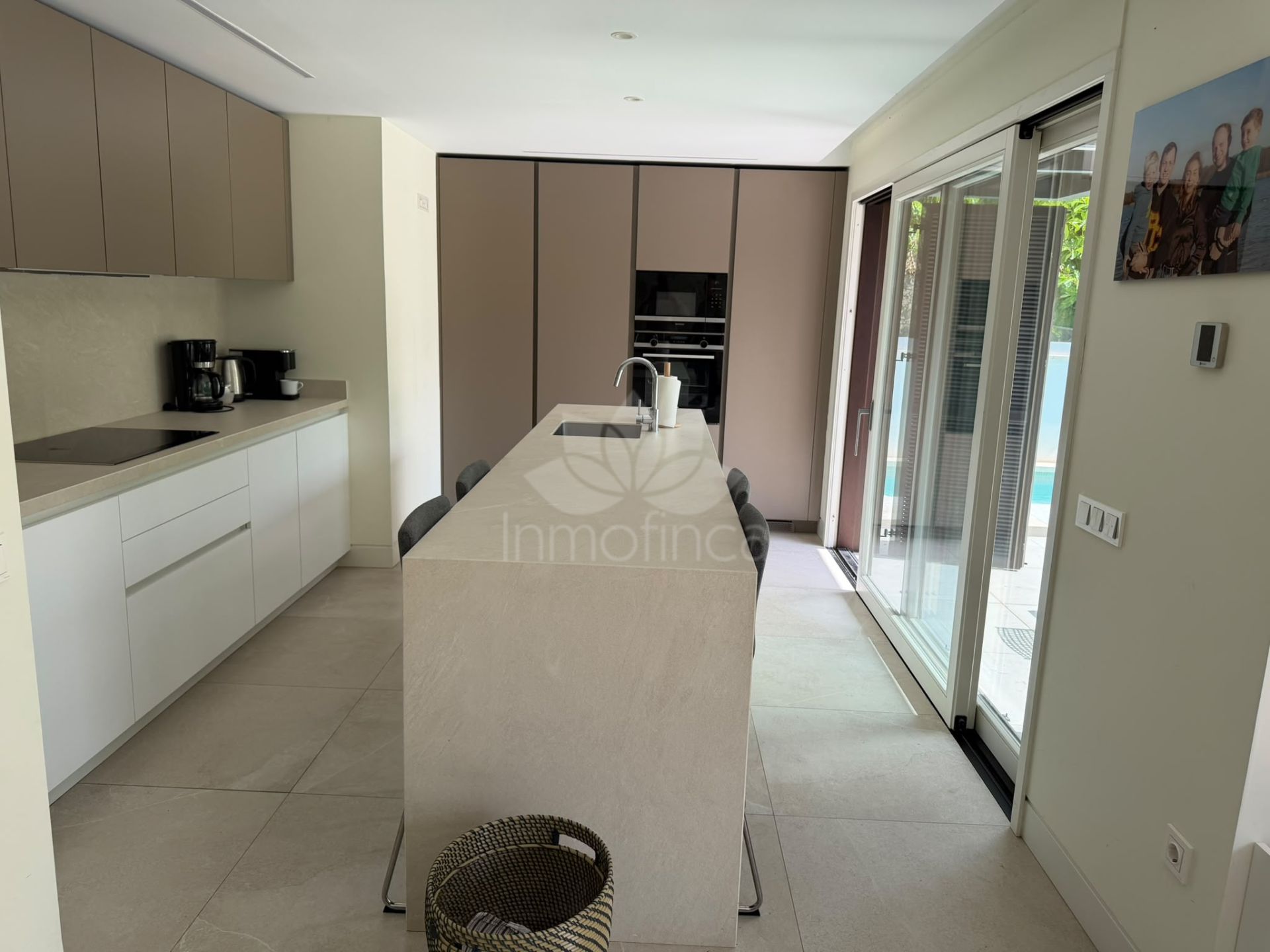 Duplex Planta Baja en Lomas del Rey, Marbella