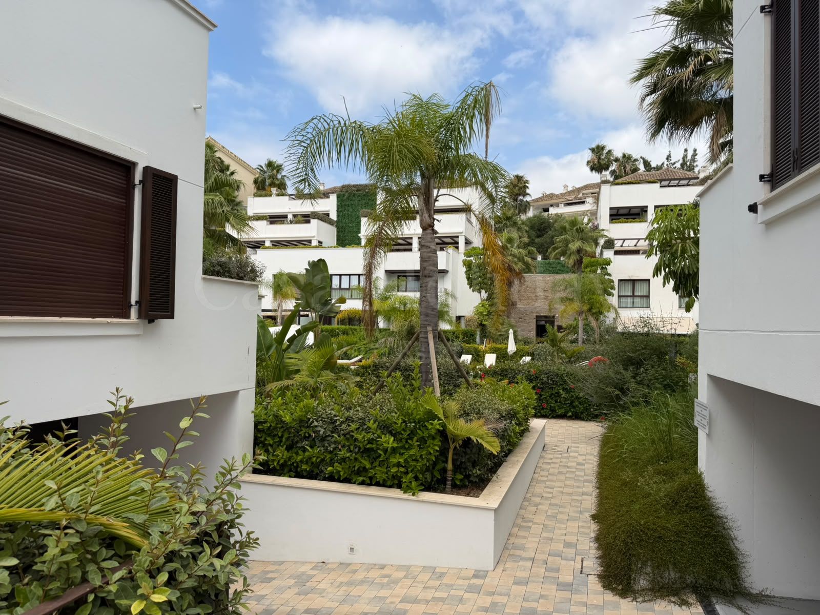 Ground Floor Duplex in Lomas del Rey, Marbella