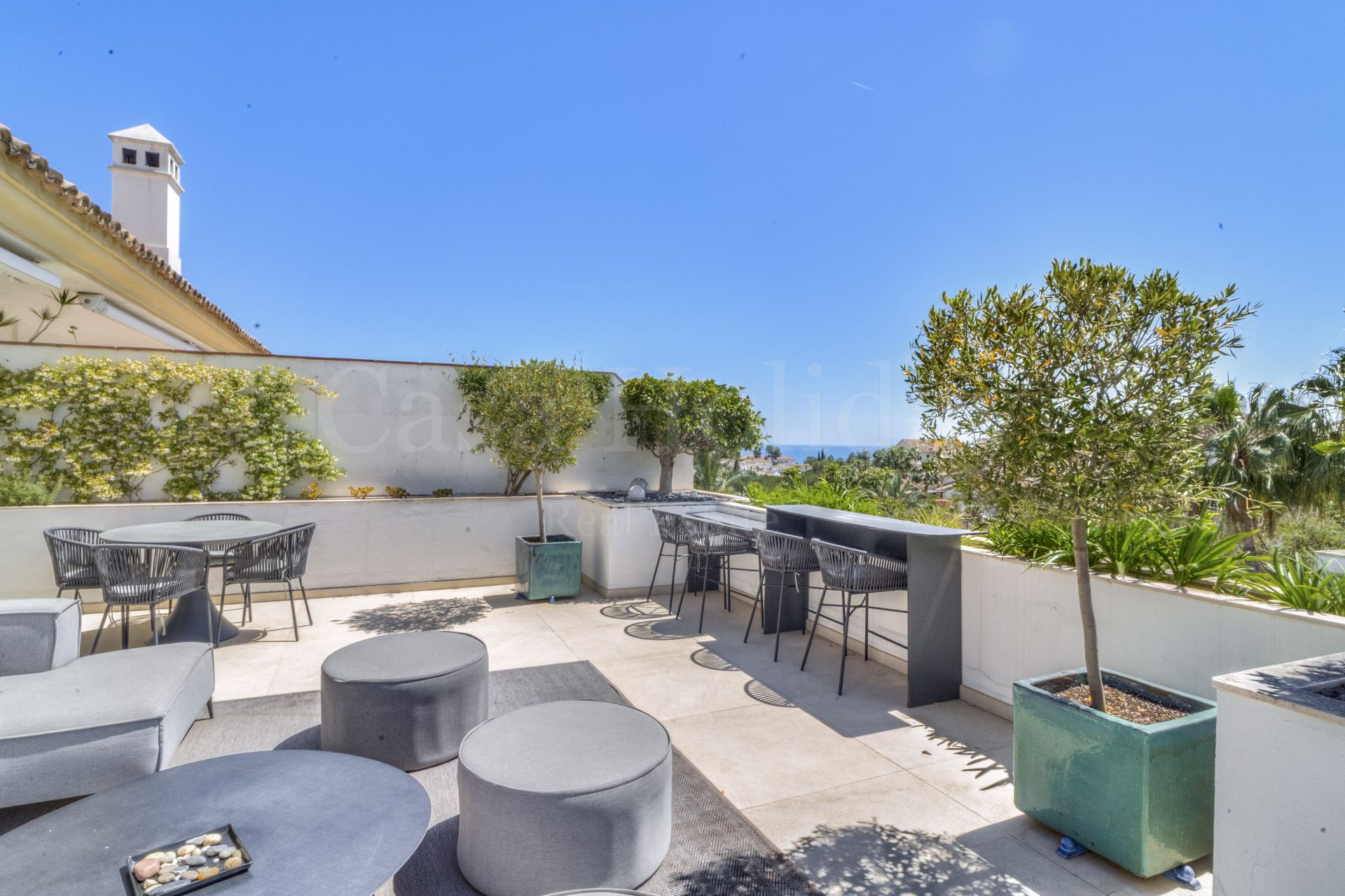 Duplex Penthouse in Lomas del Rey, Marbella