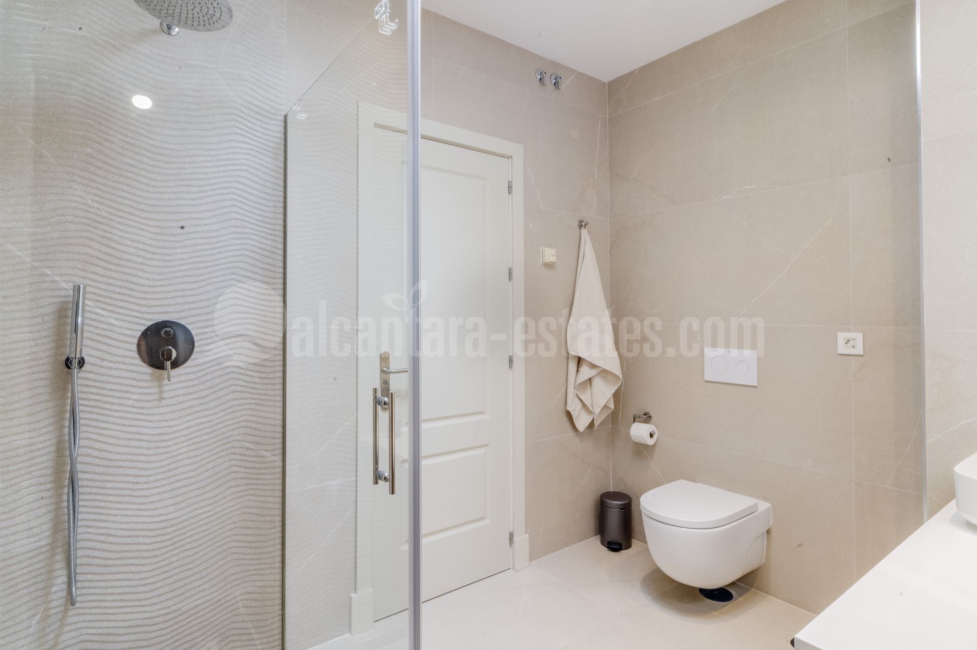 Duplex Penthouse in Lomas del Rey, Marbella