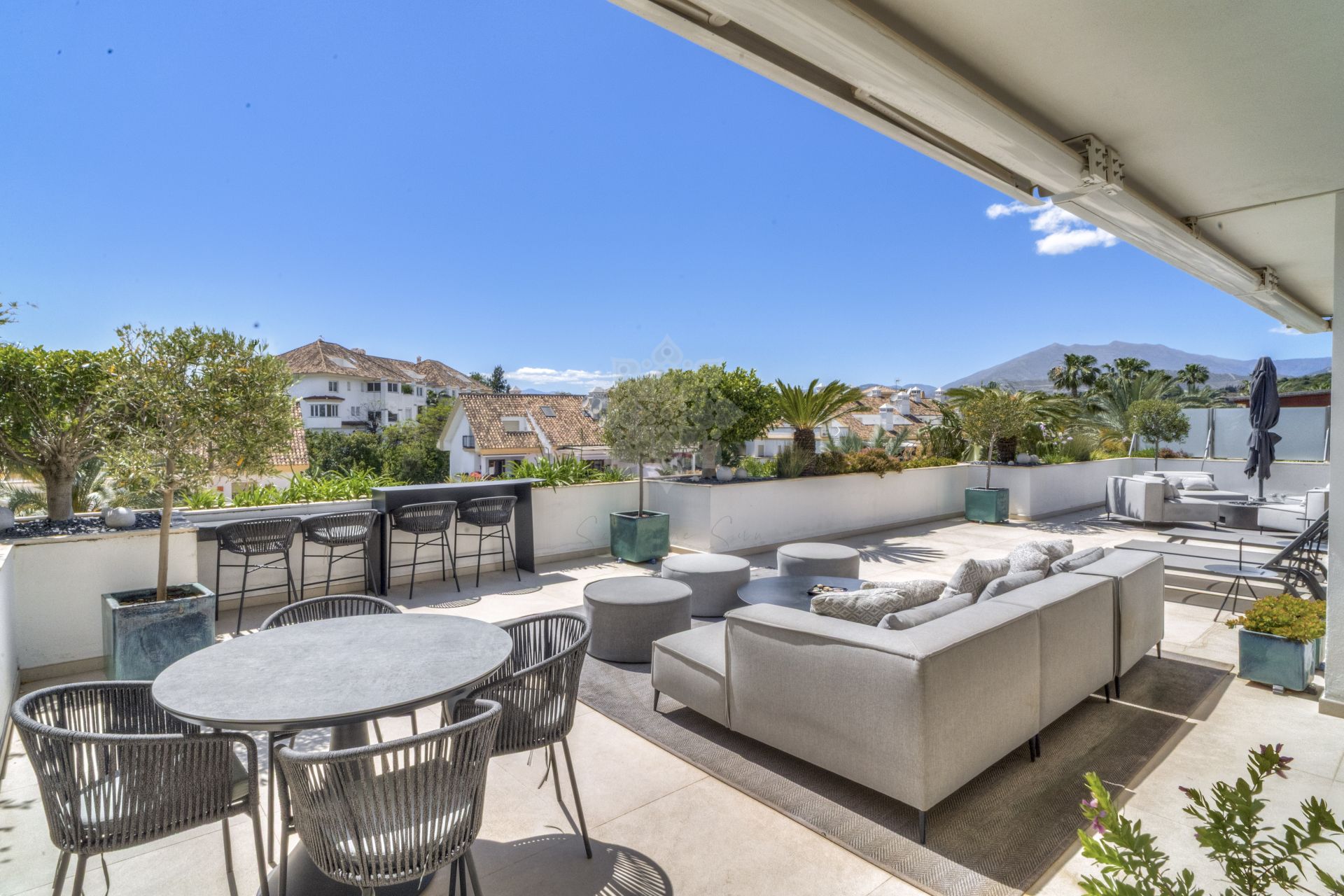 Duplex Penthouse in Lomas del Rey, Marbella