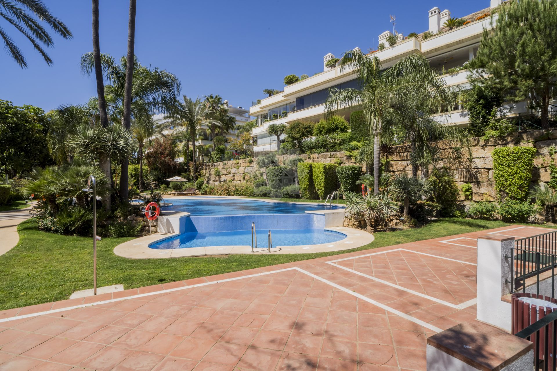Duplex Penthouse in Lomas del Rey, Marbella