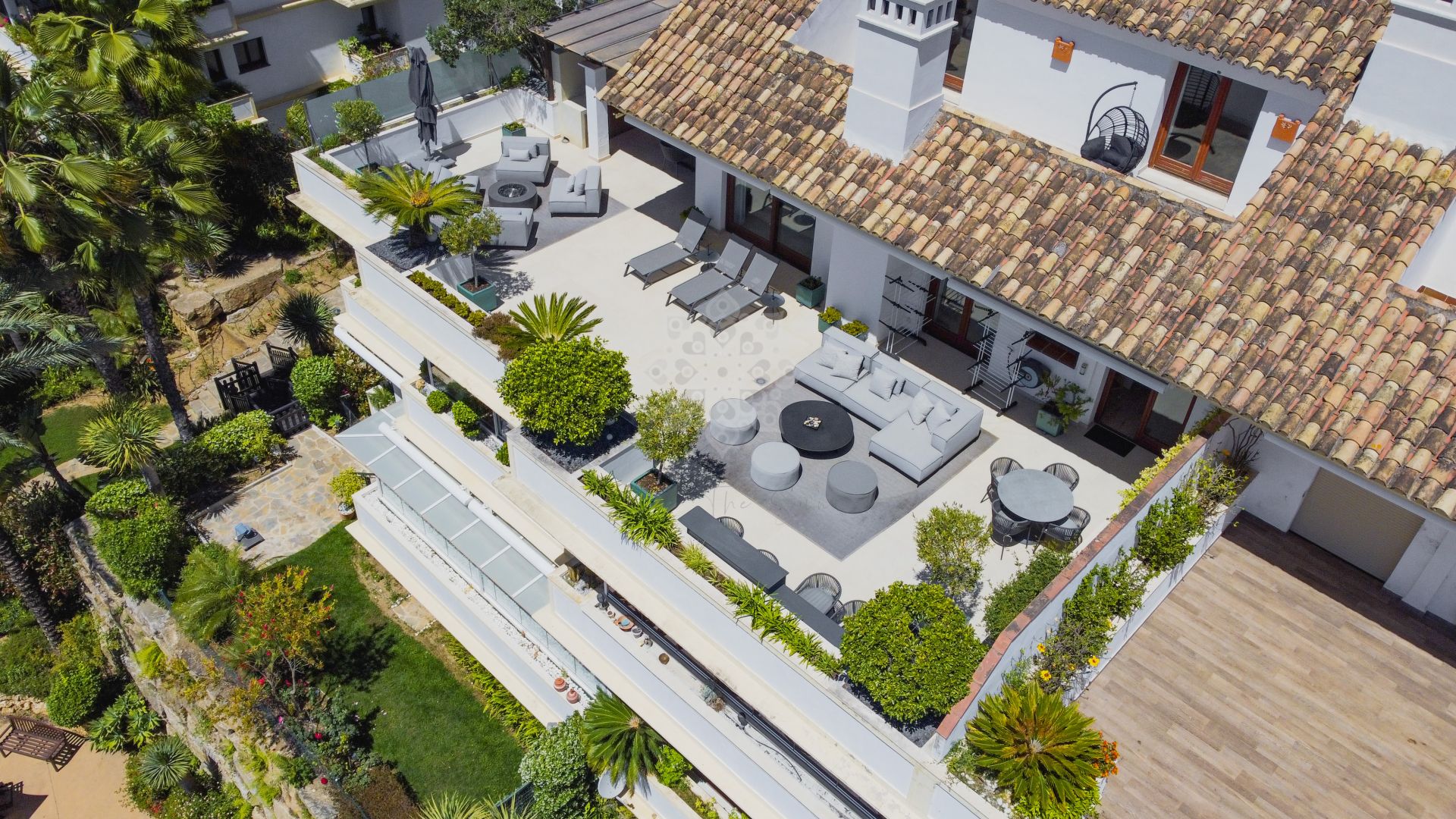 Duplex Penthouse in Lomas del Rey, Marbella