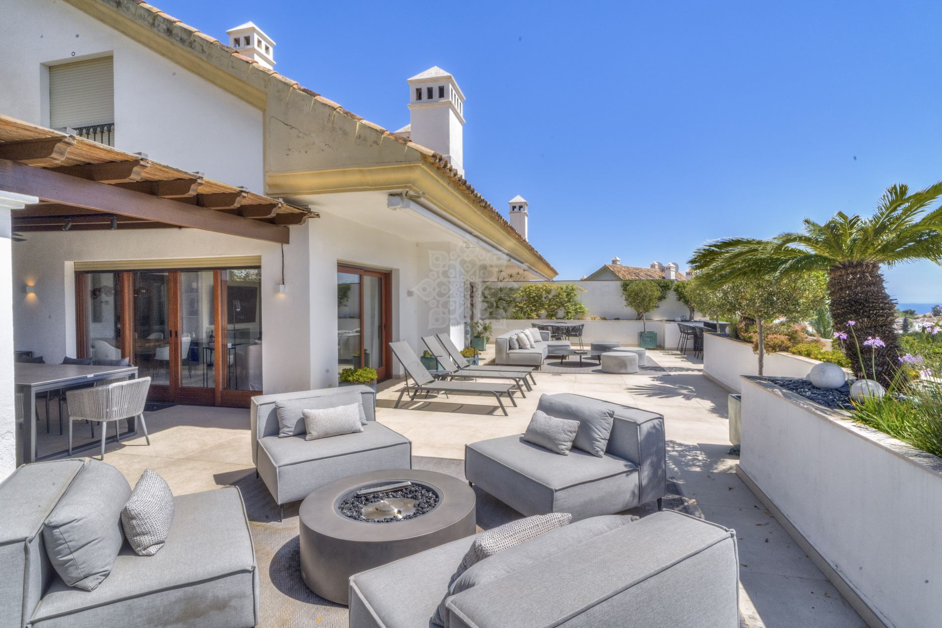 Duplex Penthouse in Lomas del Rey, Marbella