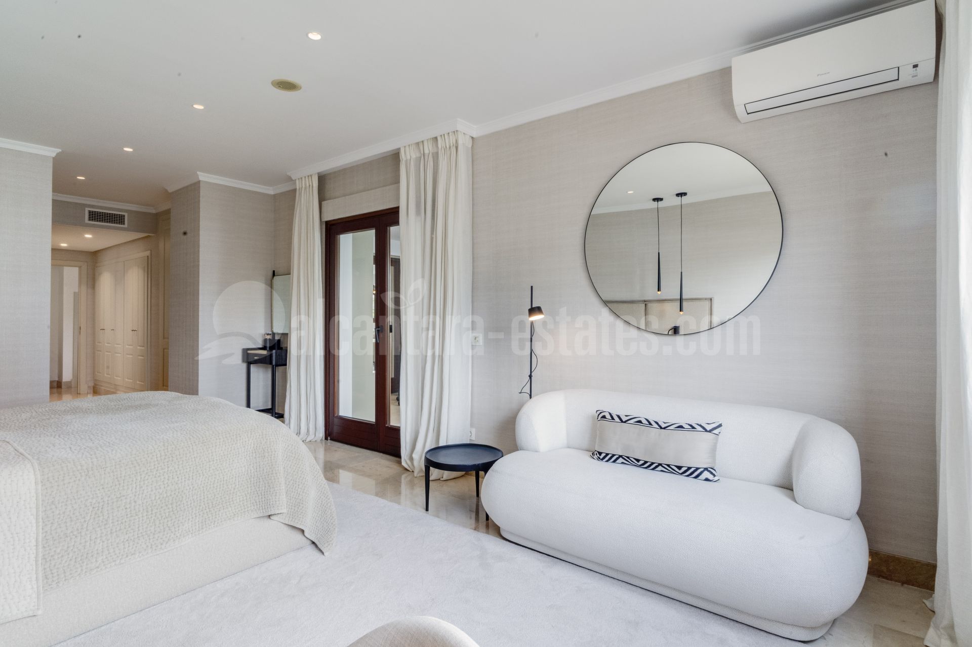Duplex Penthouse in Lomas del Rey, Marbella