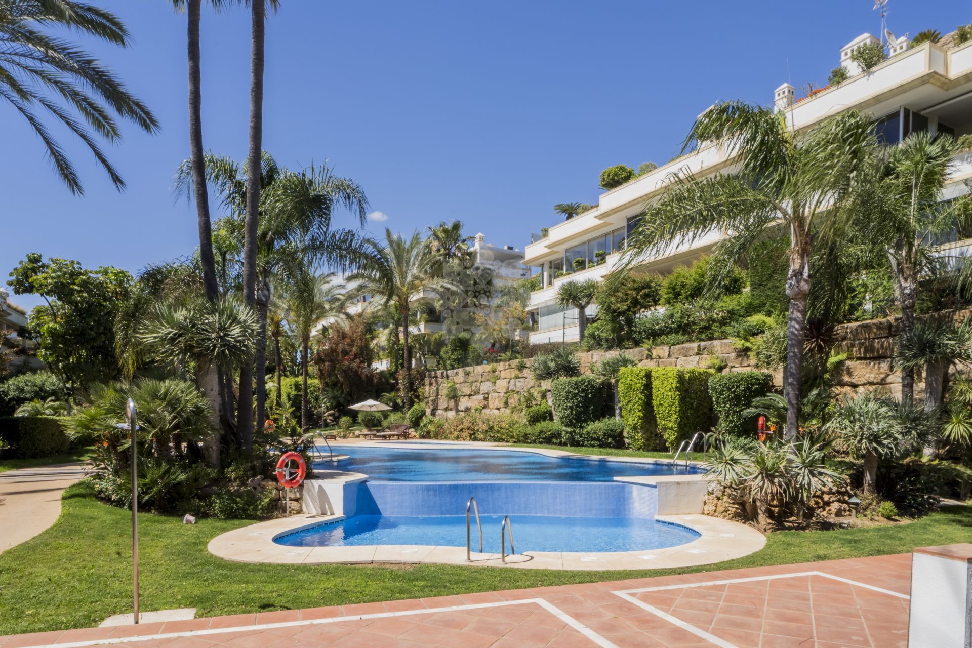 Duplex Penthouse in Lomas del Rey, Marbella