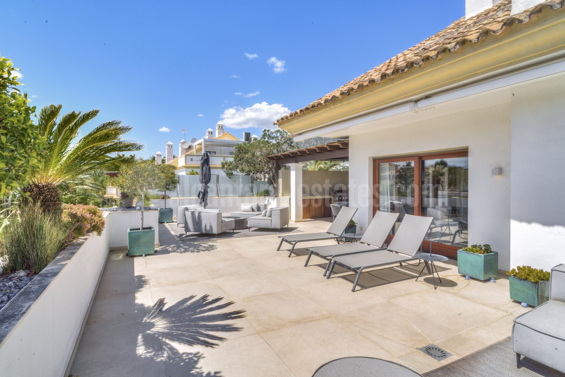 Duplex Penthouse in Lomas del Rey, Marbella