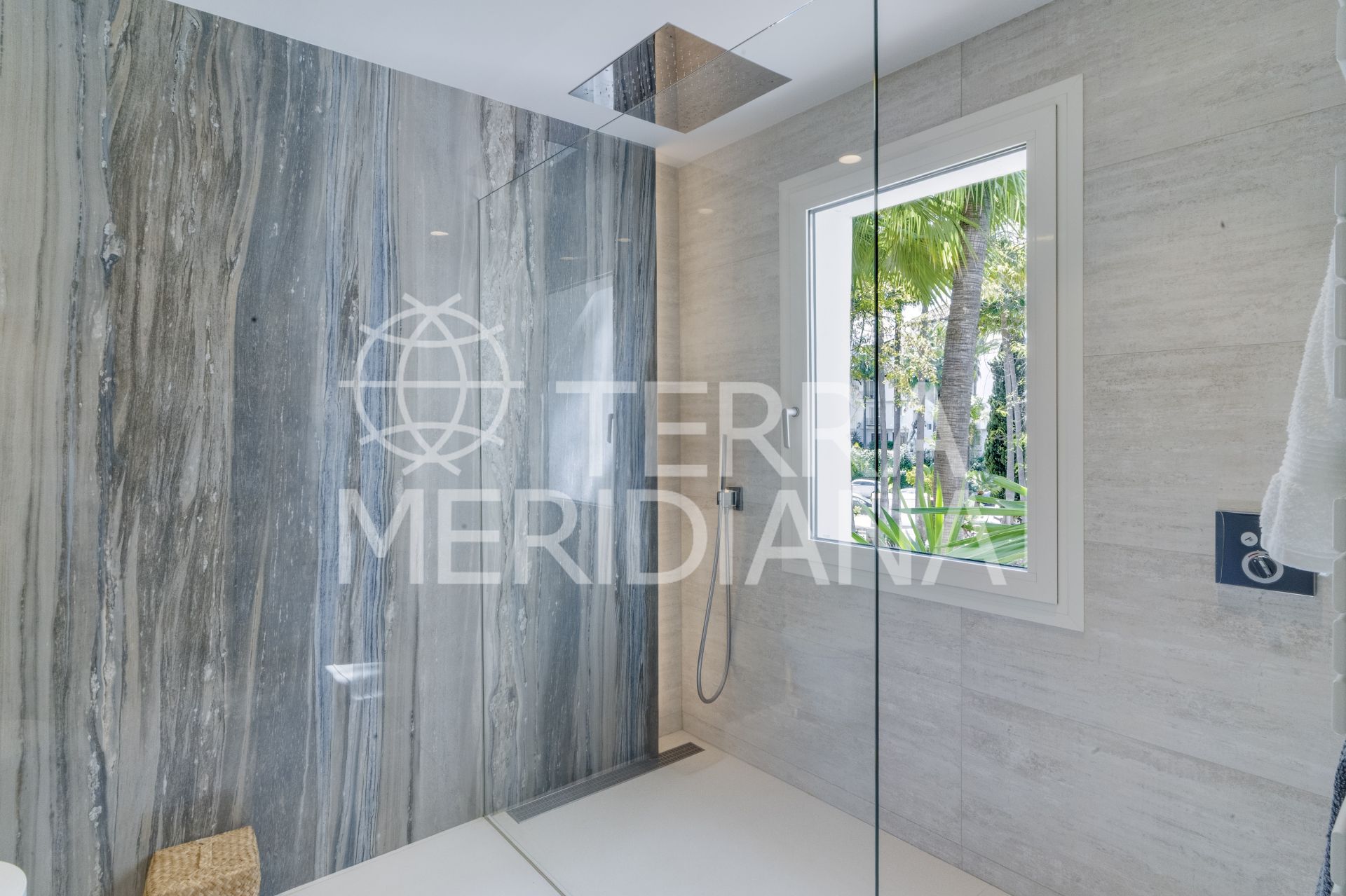 Apartment in Marina Puente Romano, Marbella