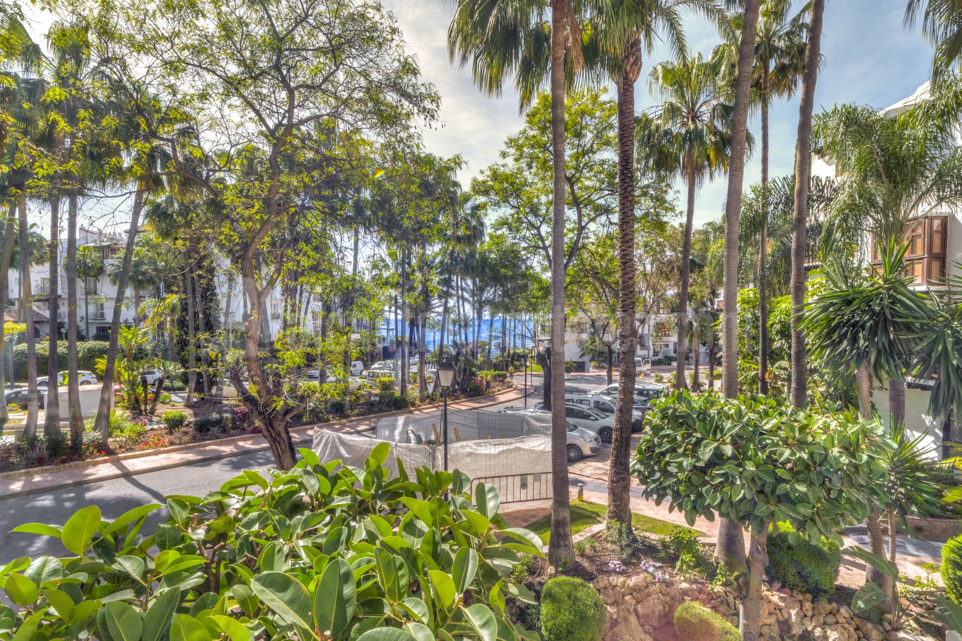 Apartamento en Marina Puente Romano, Marbella