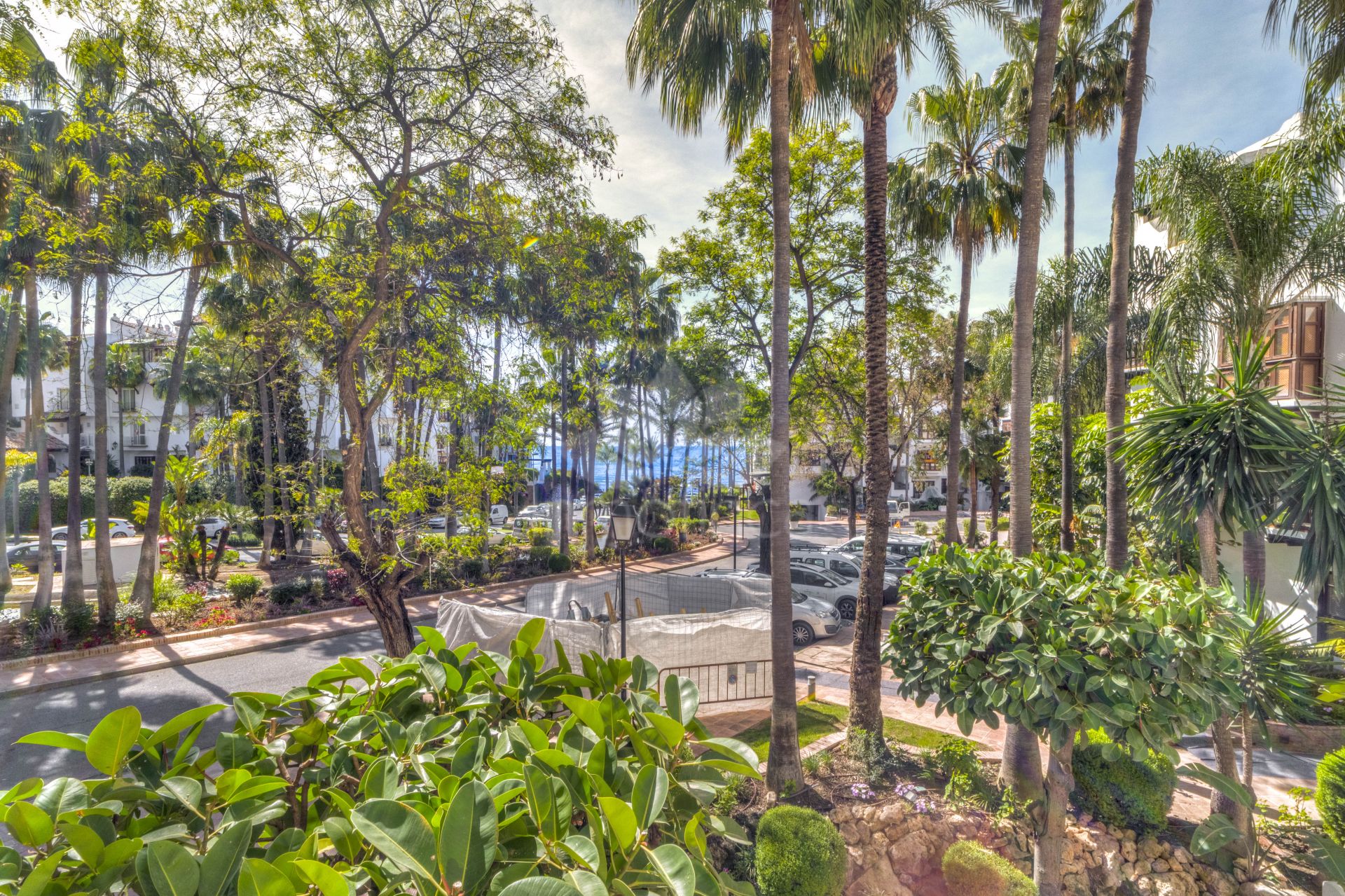 Apartamento en Marina Puente Romano, Marbella