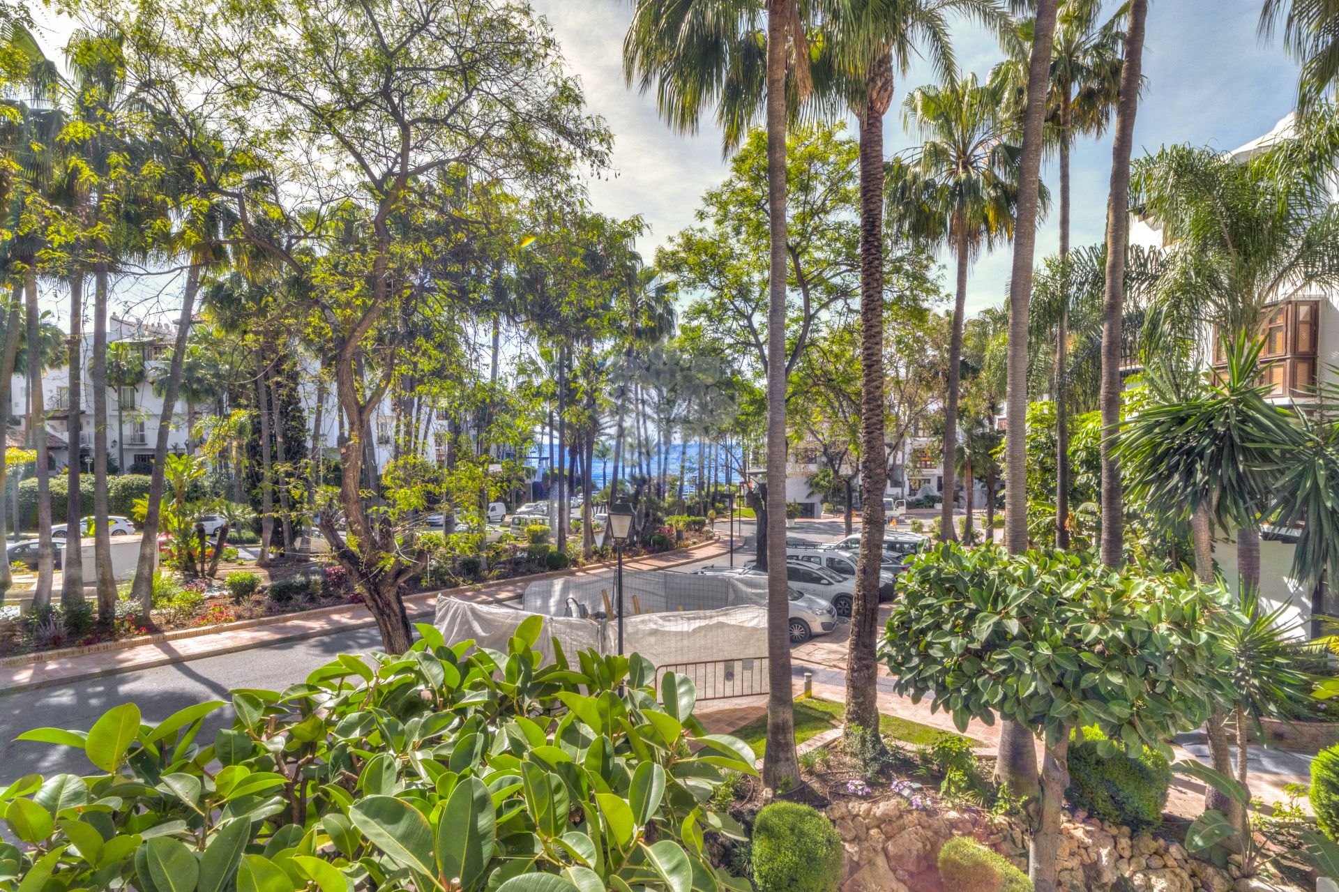 Apartment in Marina Puente Romano, Marbella