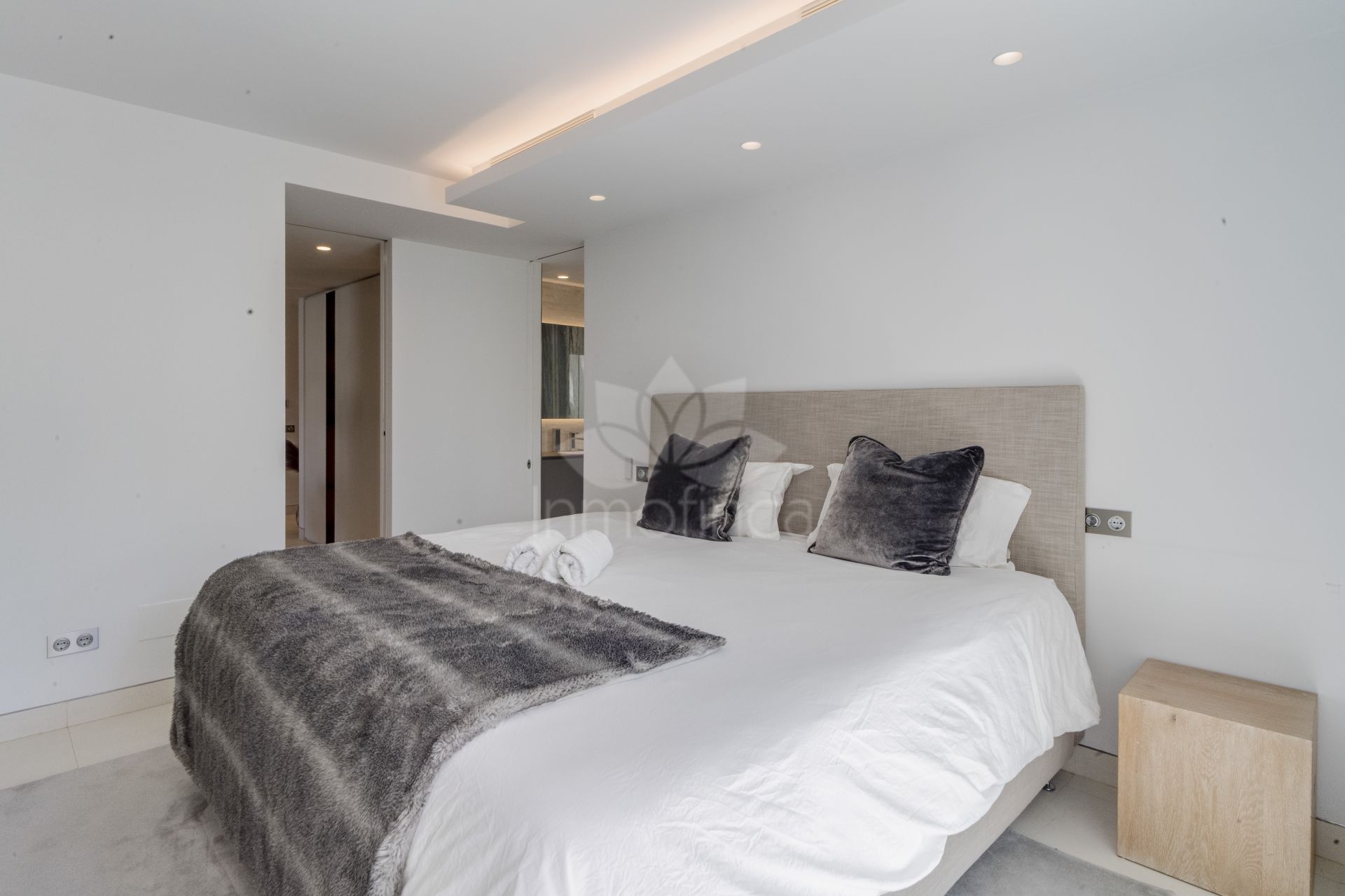Apartamento en Marina Puente Romano, Marbella