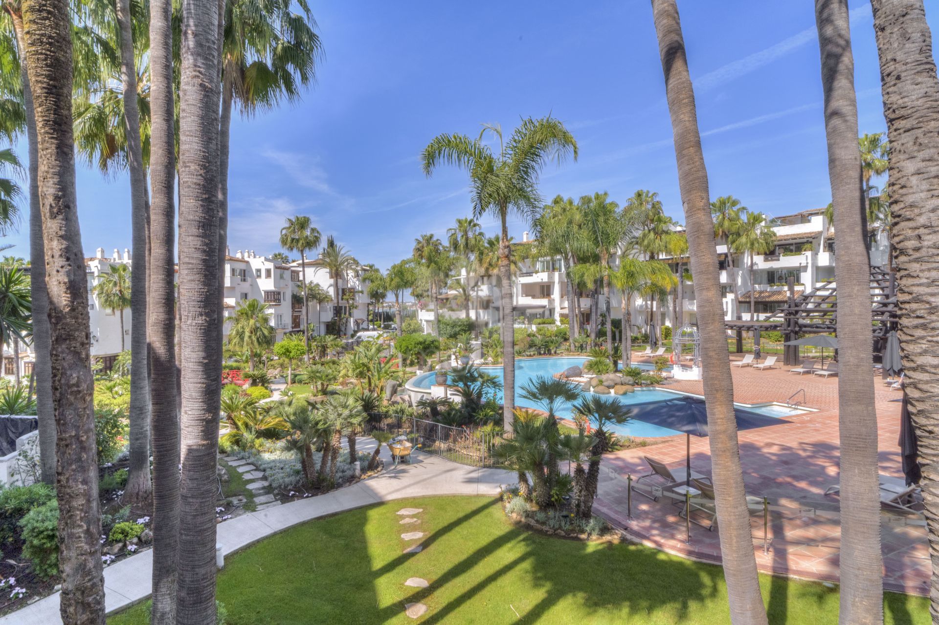 Apartamento en Marina Puente Romano, Marbella