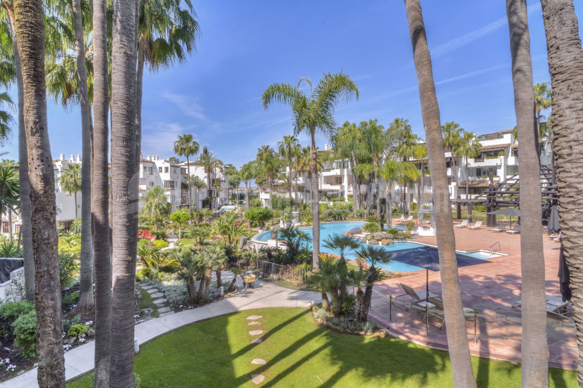 Apartamento en Marina Puente Romano, Marbella