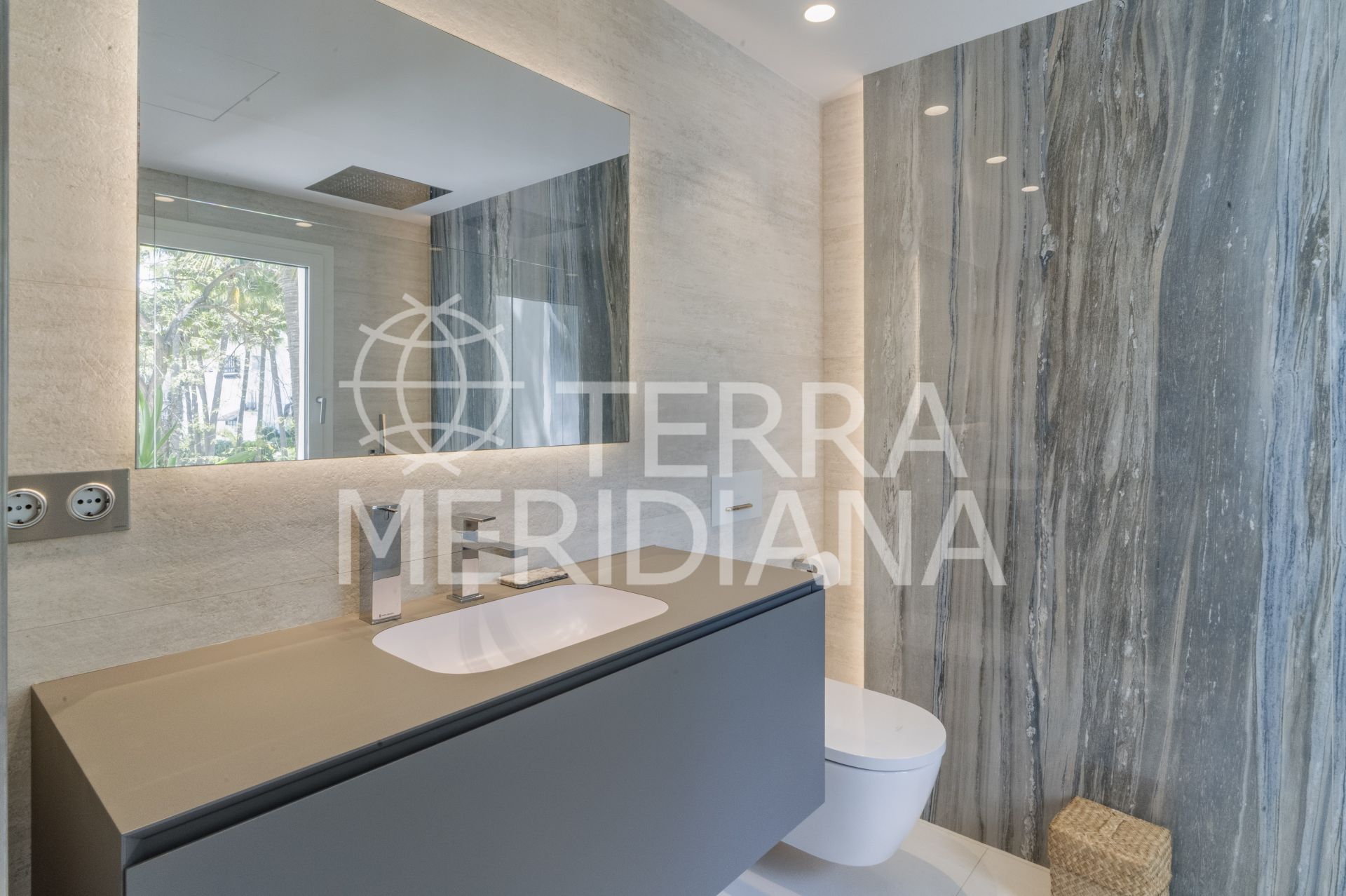 Apartment in Marina Puente Romano, Marbella