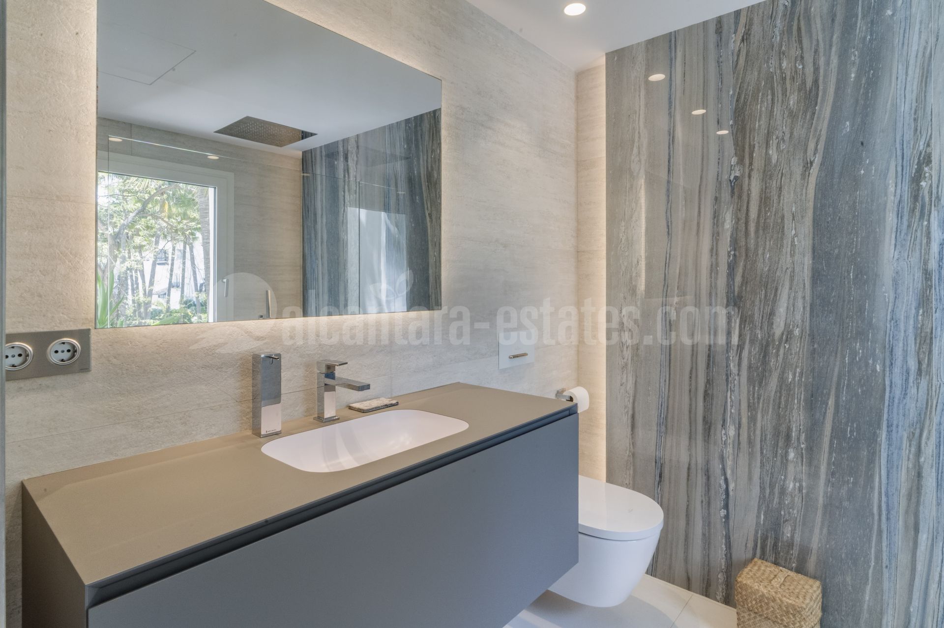 Apartamento en Marina Puente Romano, Marbella