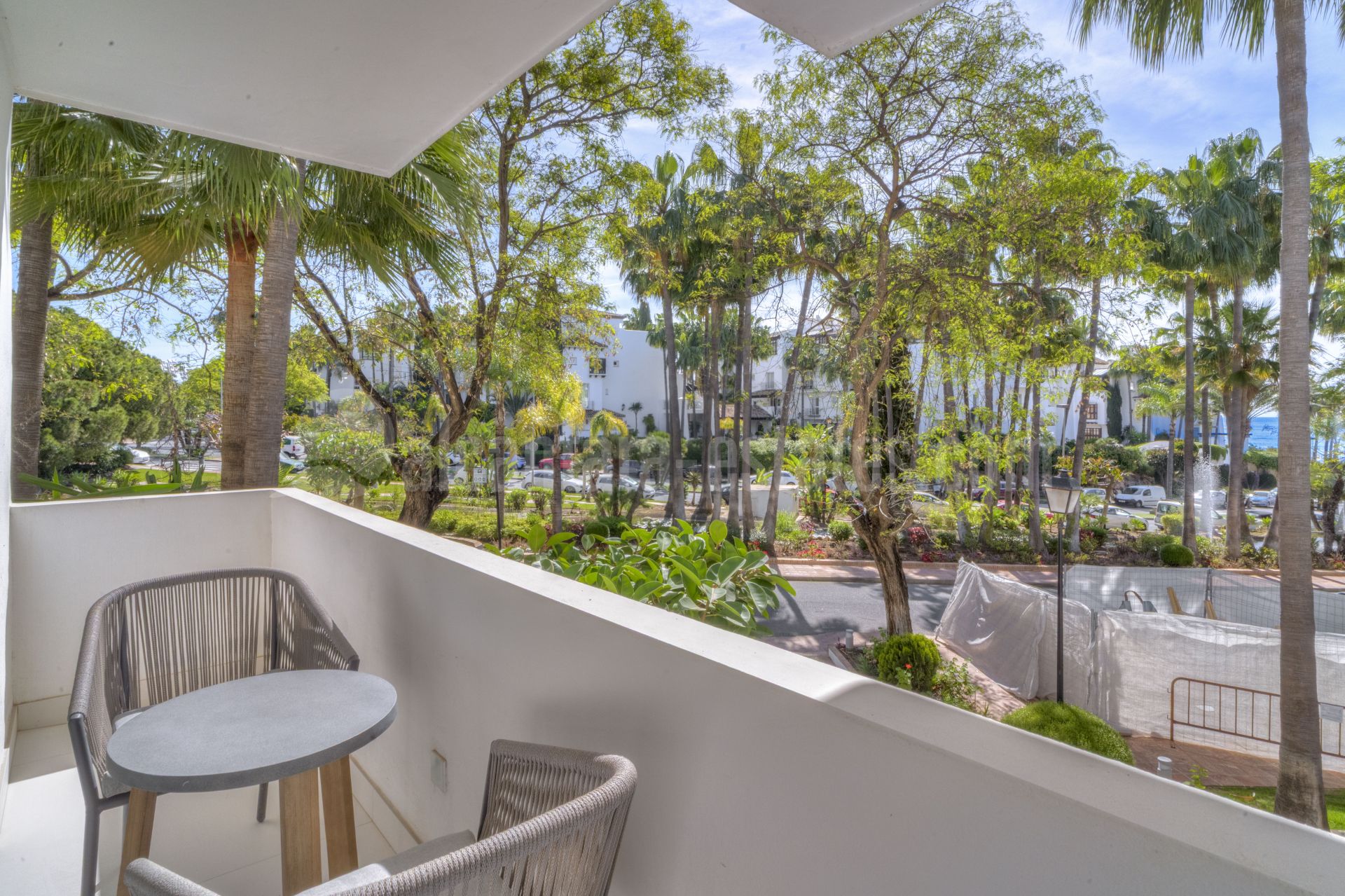 Apartamento en Marina Puente Romano, Marbella