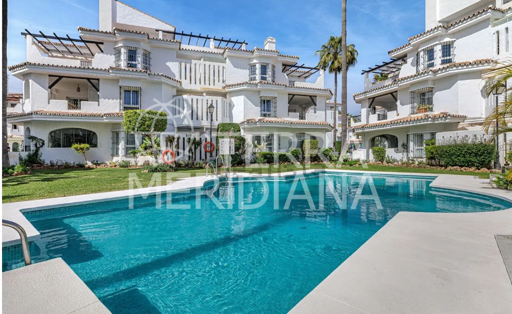 Duplex Penthouse in Los Naranjos de Marbella, Marbella