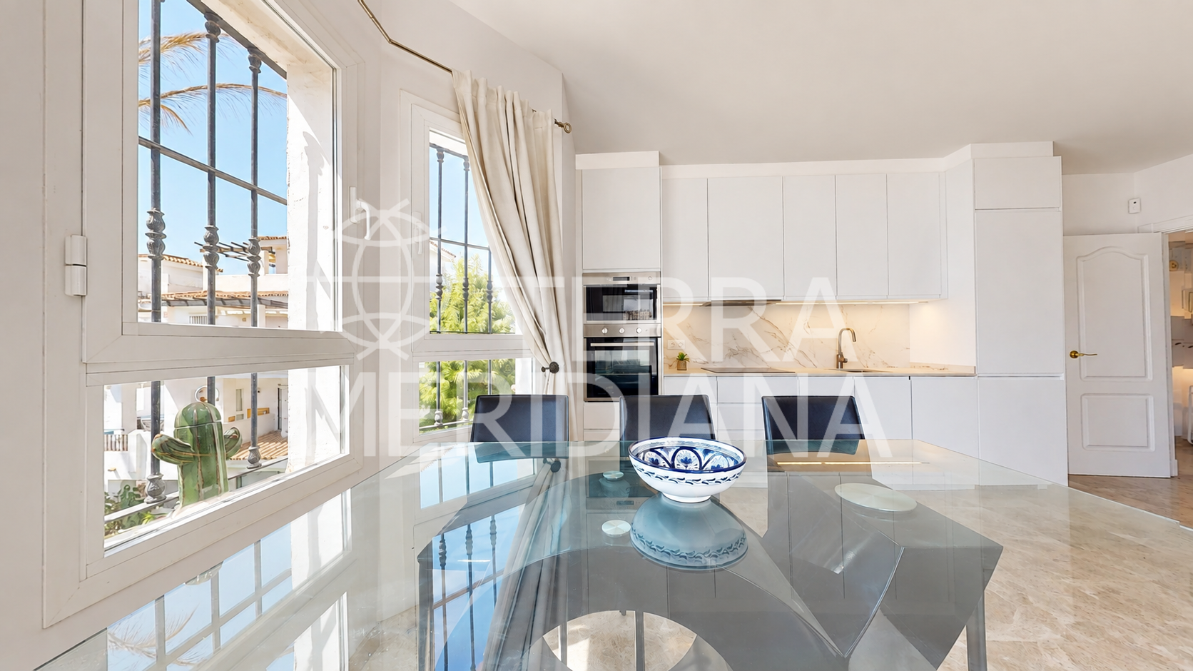 Duplex Penthouse in Los Naranjos de Marbella, Marbella