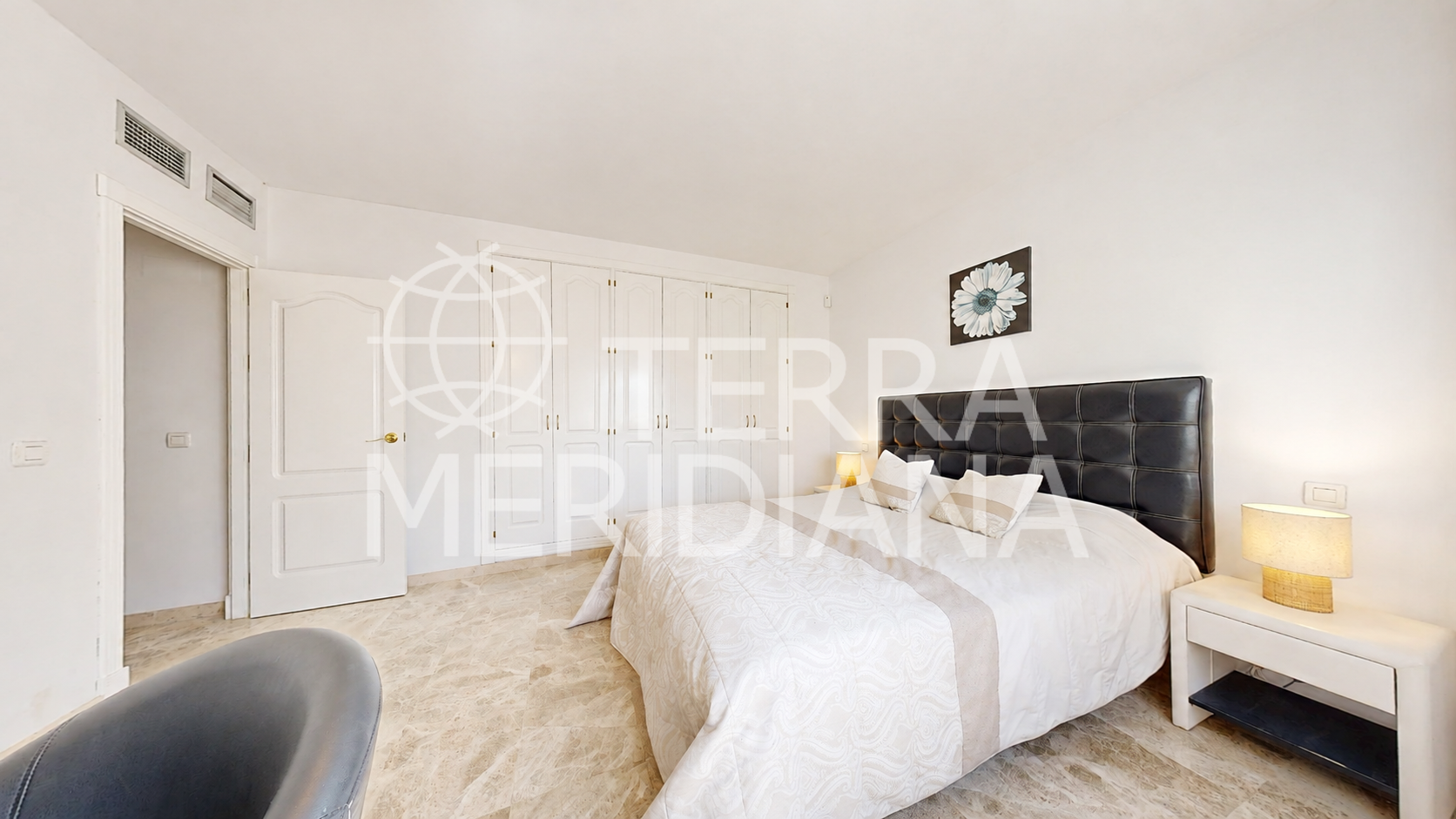 Duplex Penthouse in Los Naranjos de Marbella, Marbella