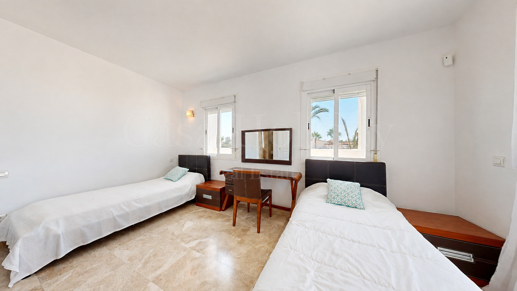 Duplex Penthouse in Los Naranjos de Marbella, Marbella