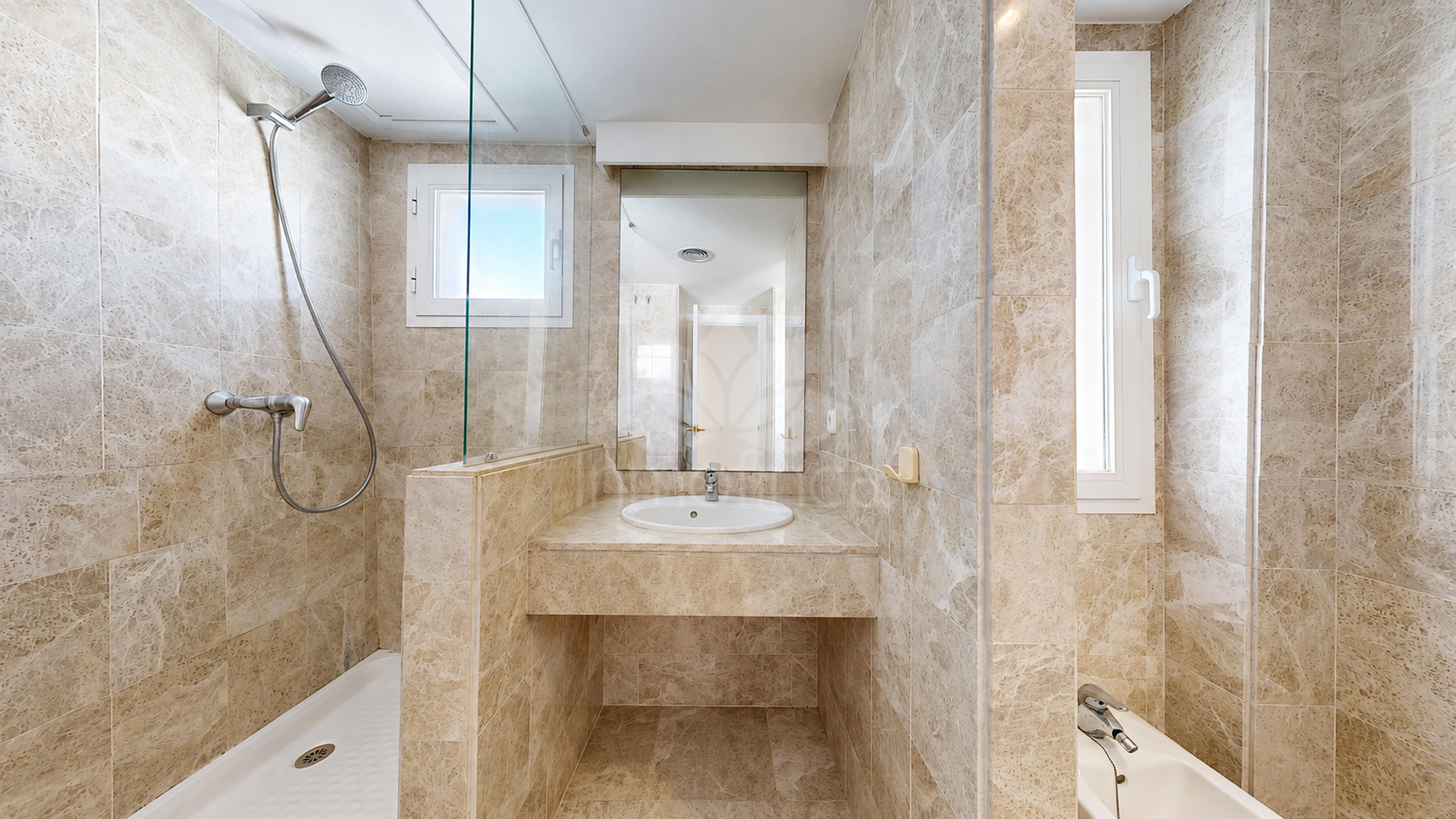 Atico Duplex en Los Naranjos de Marbella, Marbella