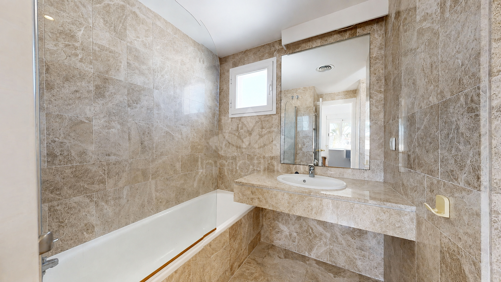 Atico Duplex en Los Naranjos de Marbella, Marbella