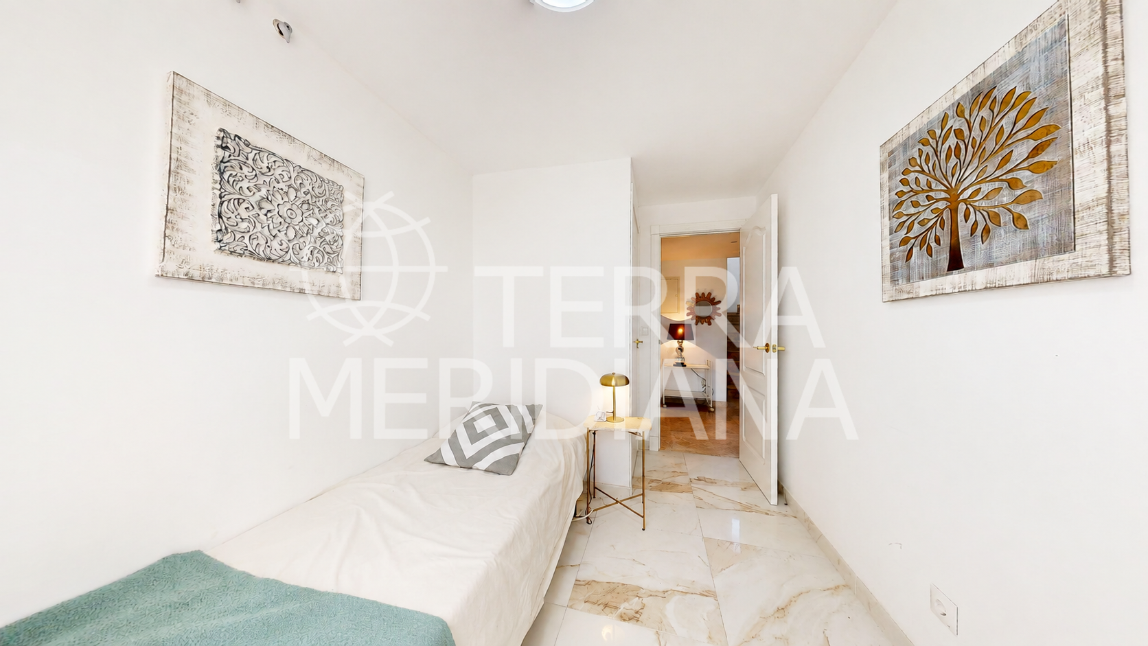 Duplex Penthouse in Los Naranjos de Marbella, Marbella