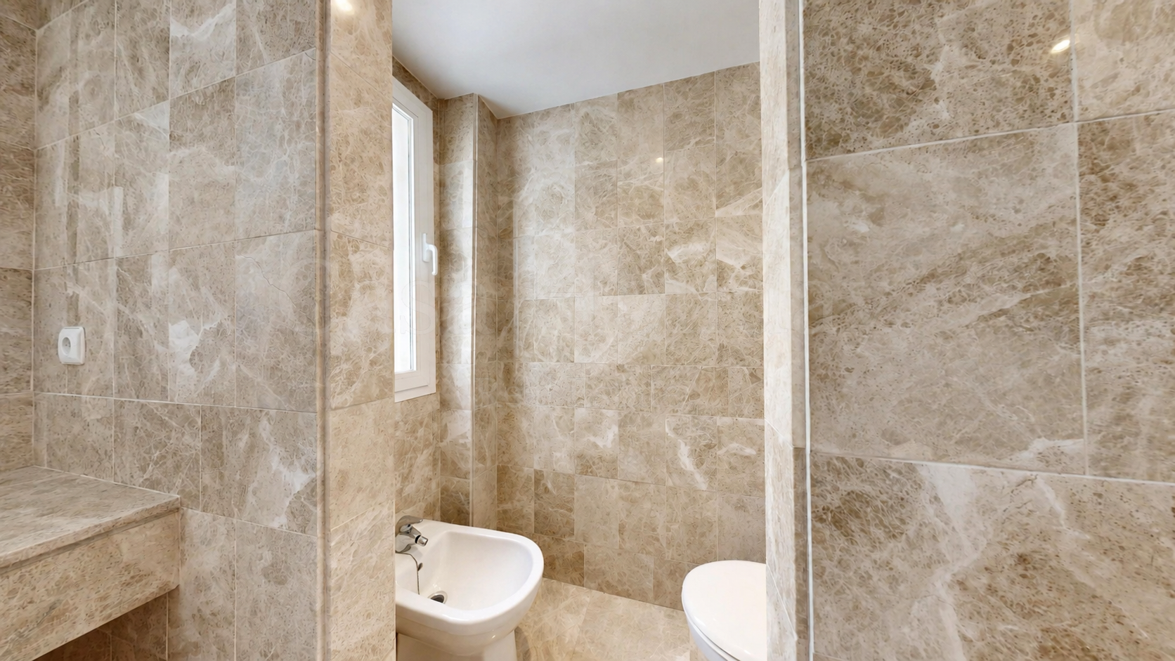 Duplex Penthouse in Los Naranjos de Marbella, Marbella