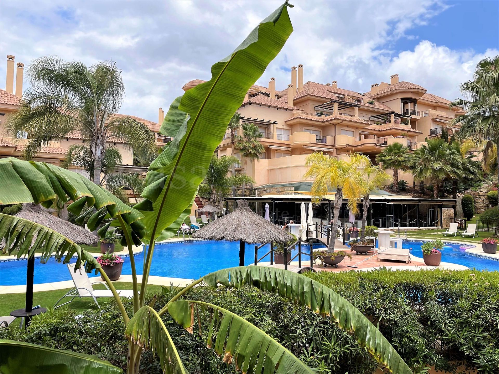 Apartamento en Aloha Hill Club, Marbella