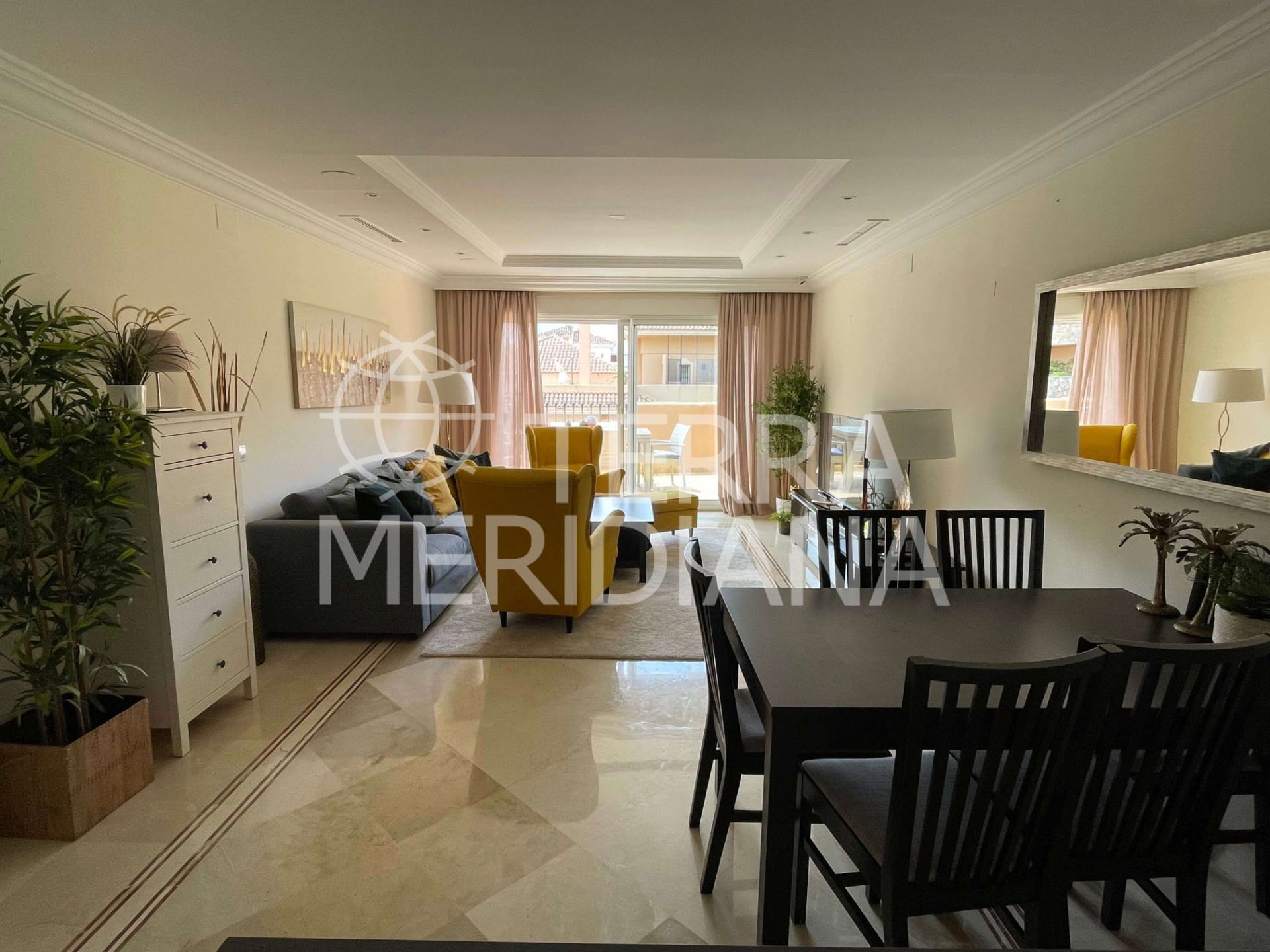 Apartment in Aloha Hill Club, Marbella