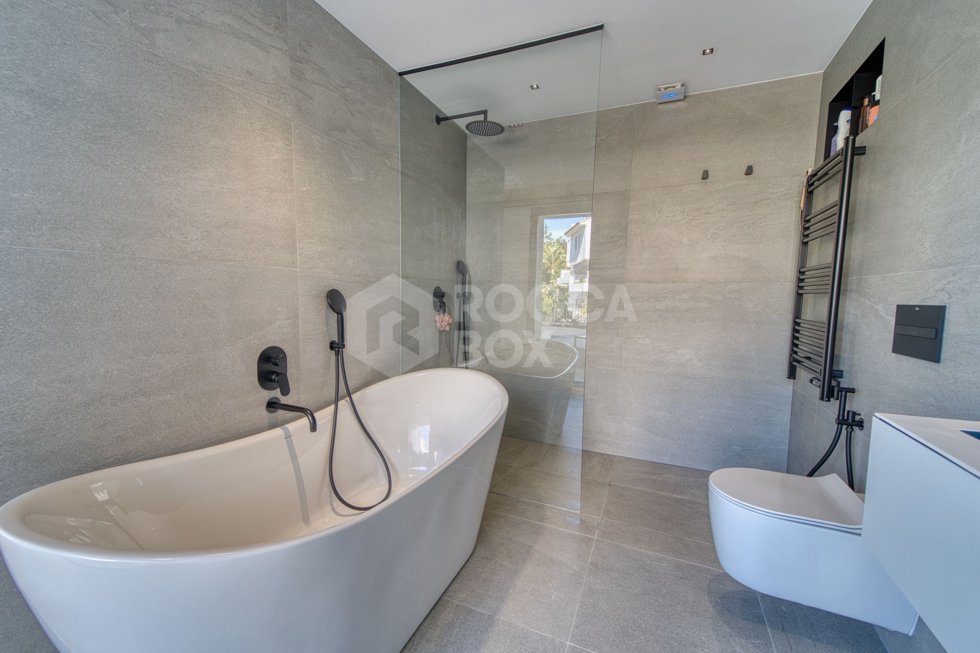 Stunning Duplex Apartment in Marbella – Birdie Club, Río Real