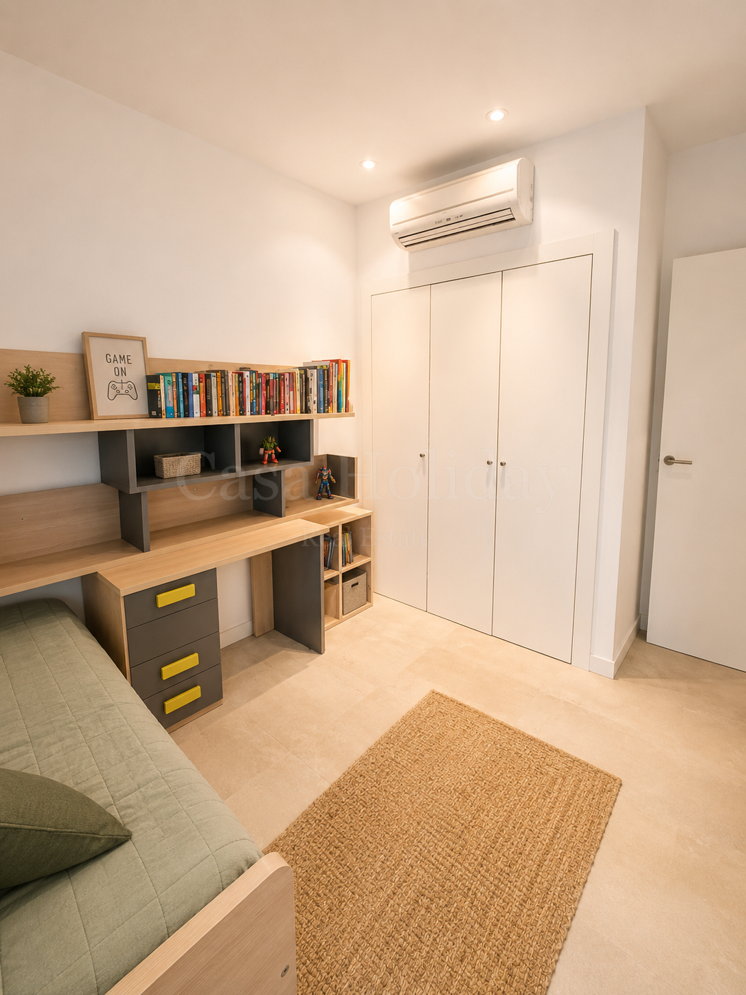 Town House in San Enrique de Guadiaro