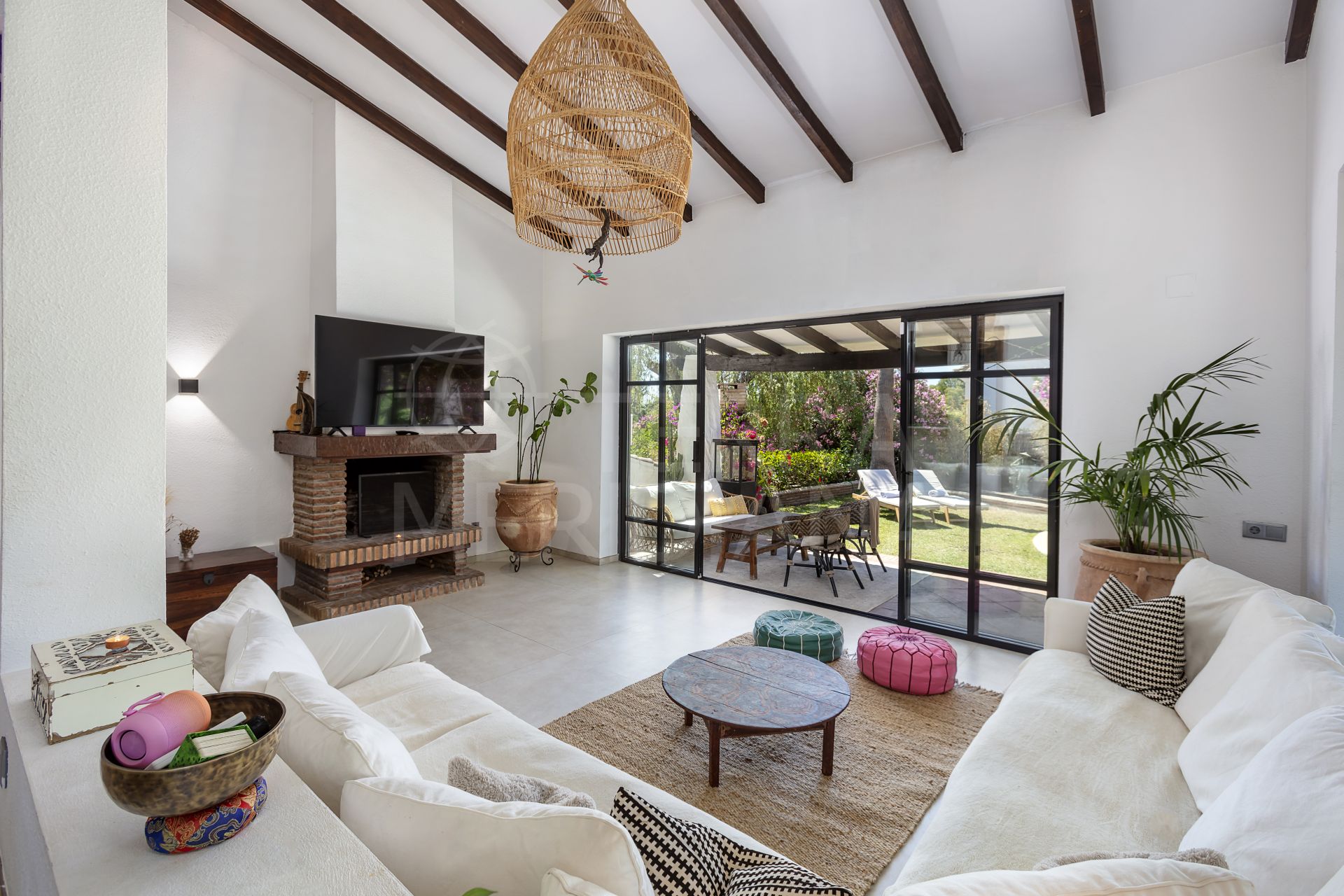 Villa in Nueva Atalaya, Estepona