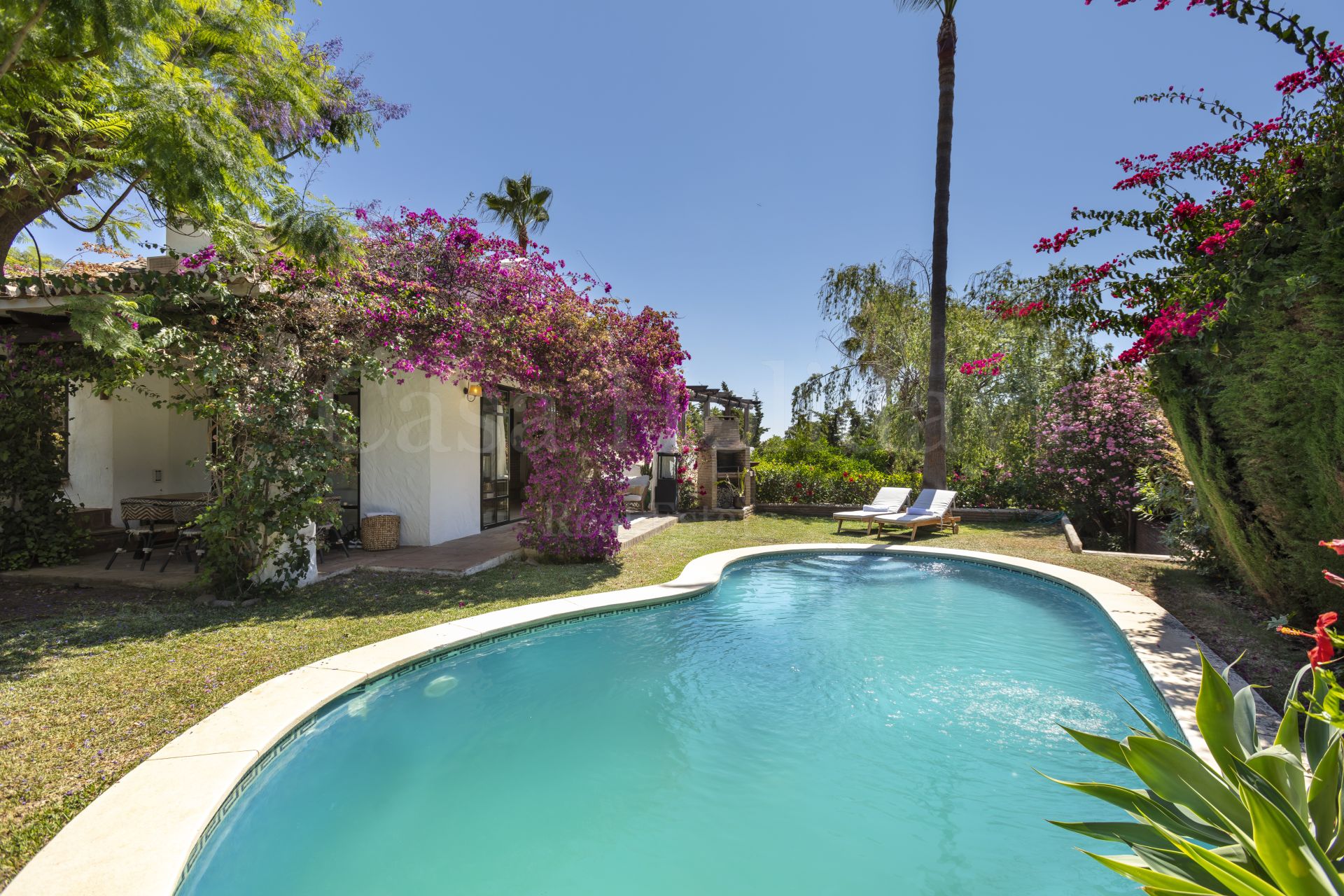 Villa en Nueva Atalaya, Estepona