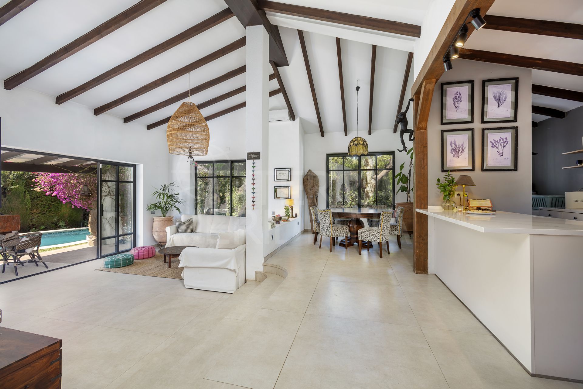 Villa in Nueva Atalaya, Estepona