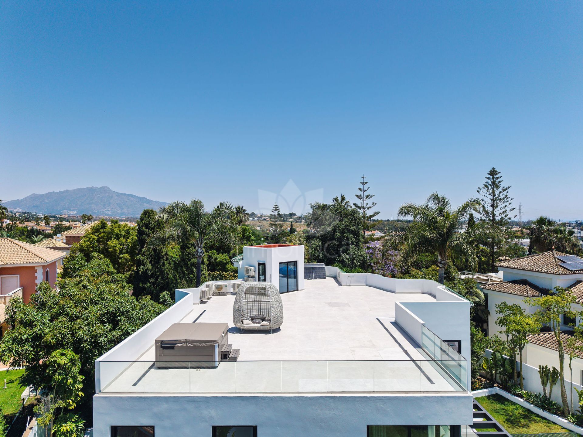 Villa in Bel Air, Estepona