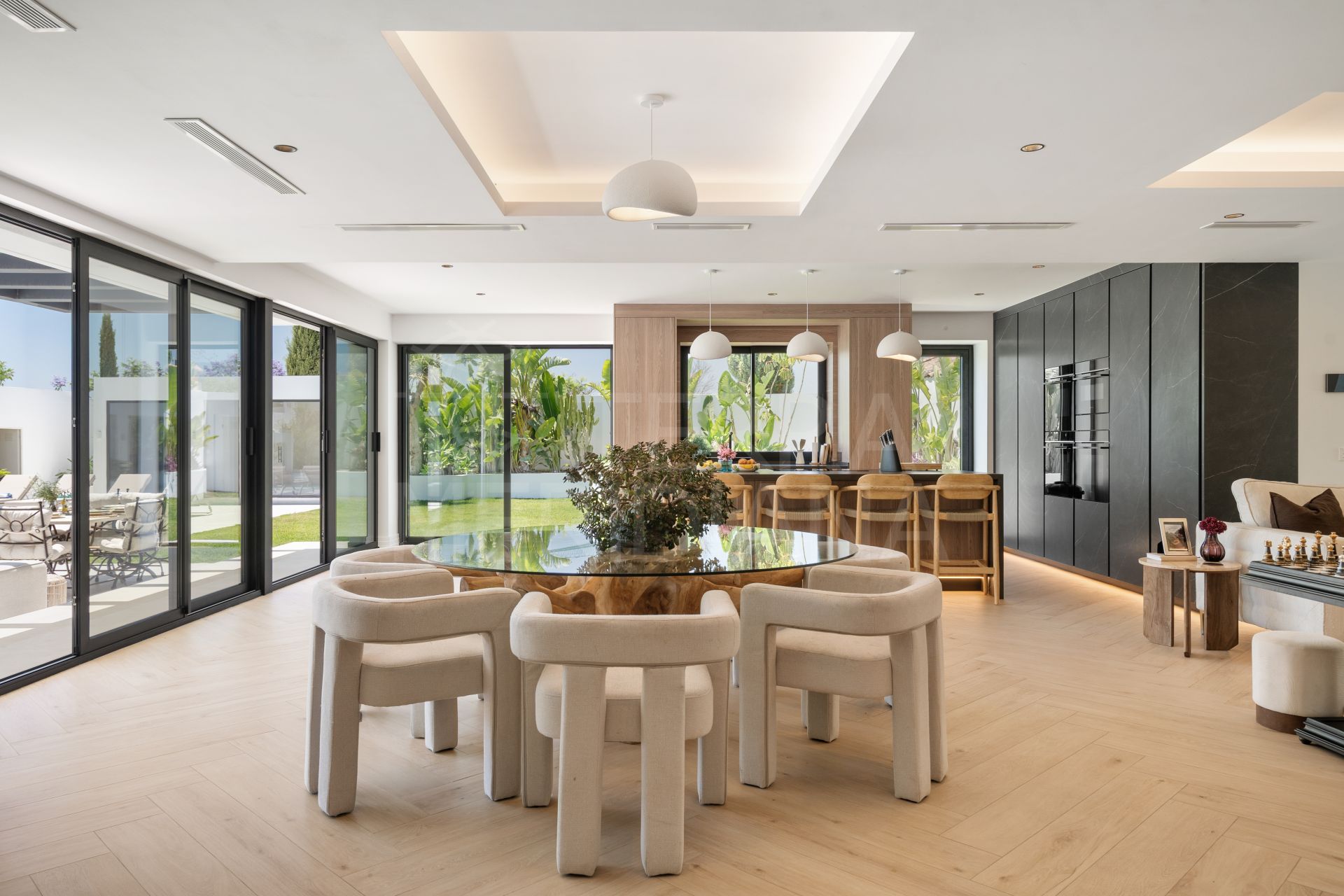 Villa in Bel Air, Estepona