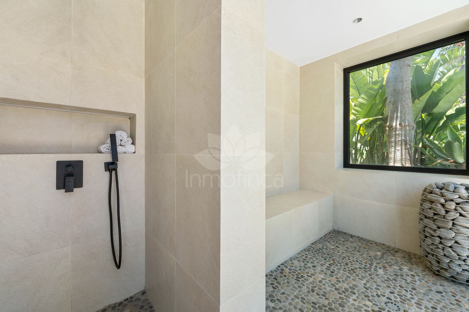 Villa in Bel Air, Estepona
