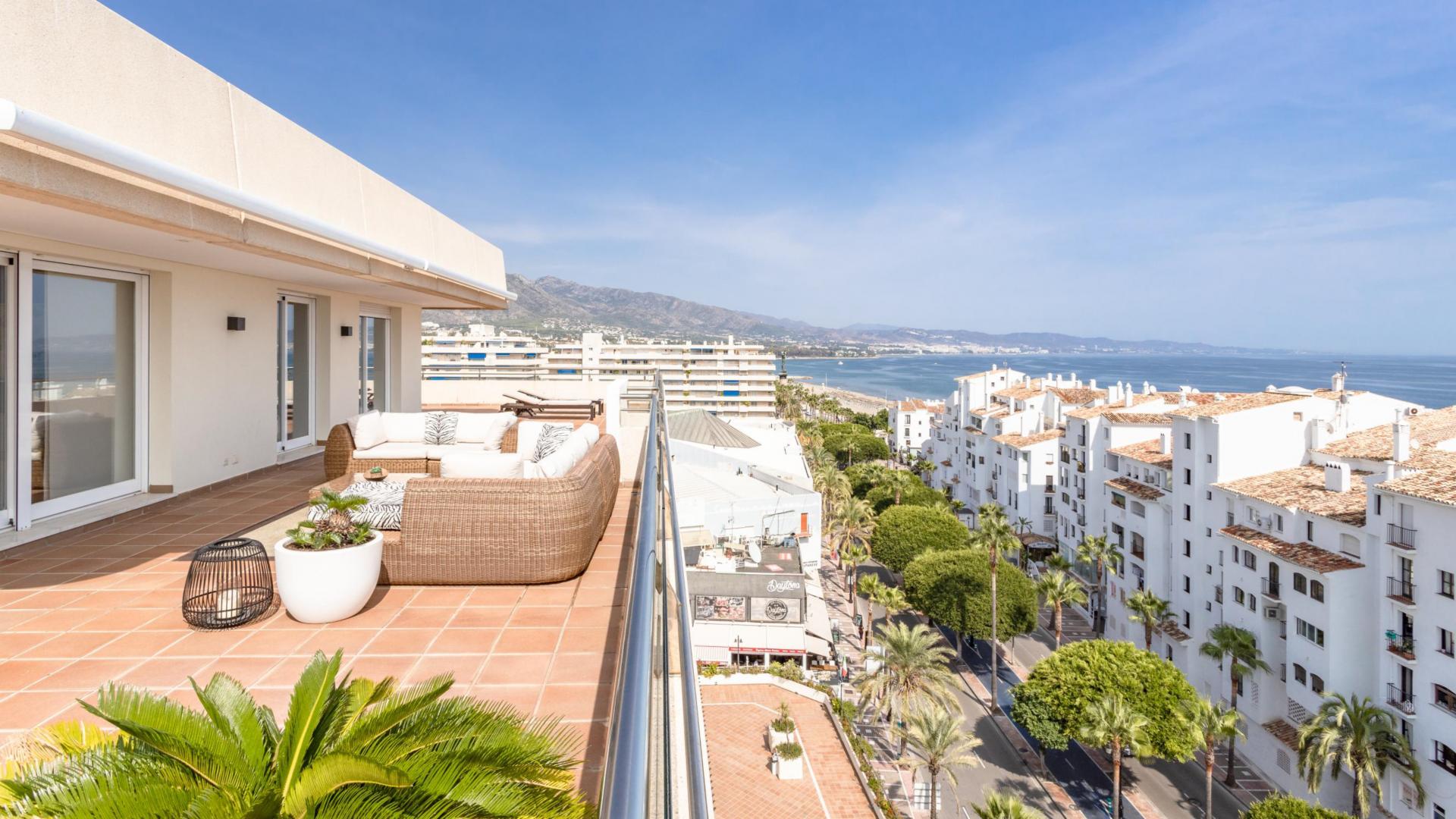 Takvåning till salu i Marina Banus, Marbella - Puerto Banus