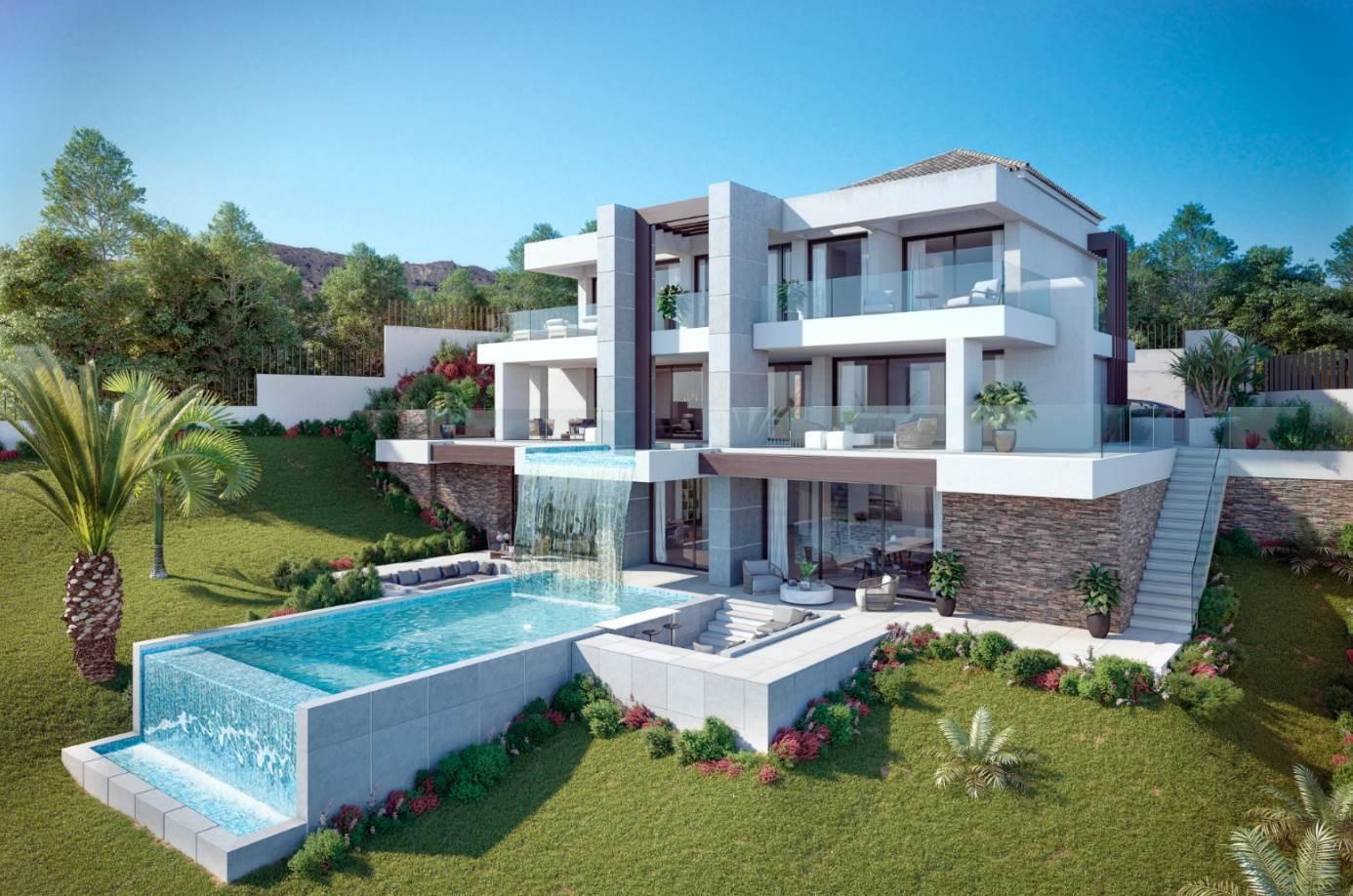 Villa for sale in Capanes Sur, Benahavis