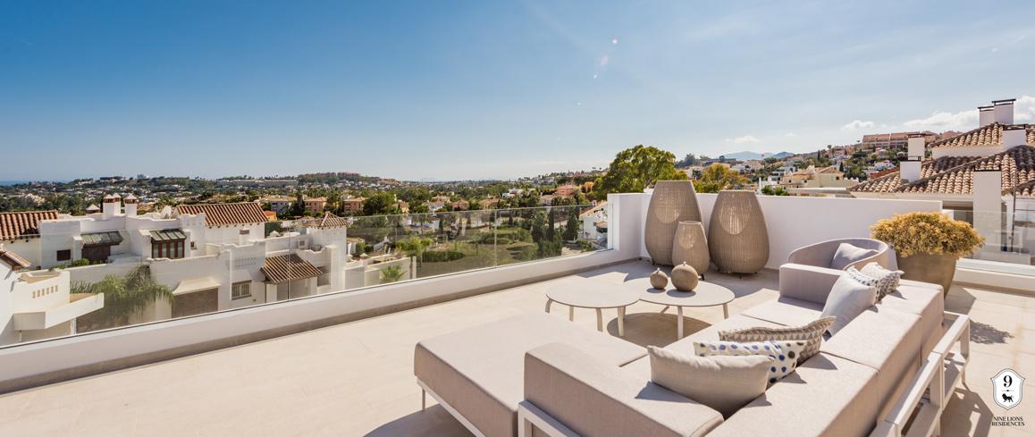 Duplex Penthouse for sale in Nueva Andalucia, Marbella