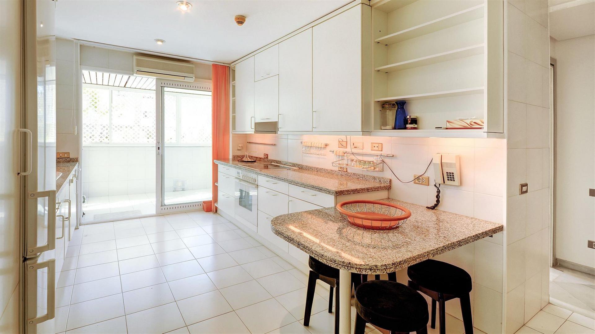 Appartement te koop in Don Gonzalo, Marbella