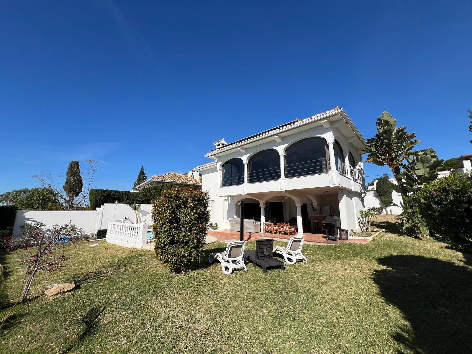 Villa te koop in Los Claveles, Mijas Costa