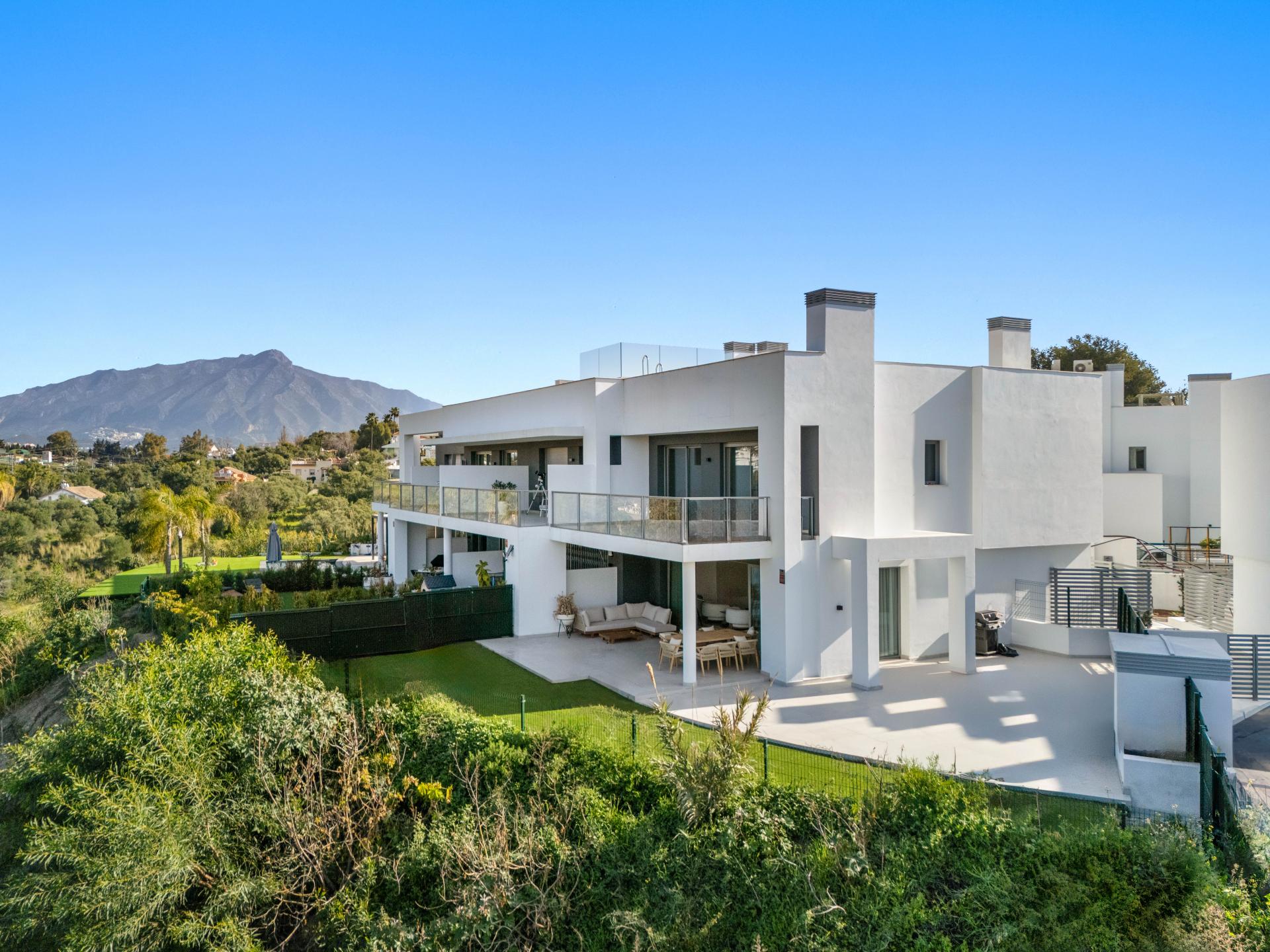 Villa Jumelée à vendre dans Guadalmina Alta, San Pedro de Alcantara