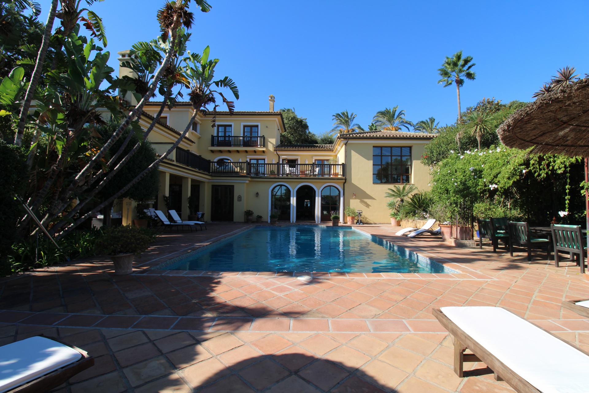 Villa til salg i Zona C, Sotogrande Alto