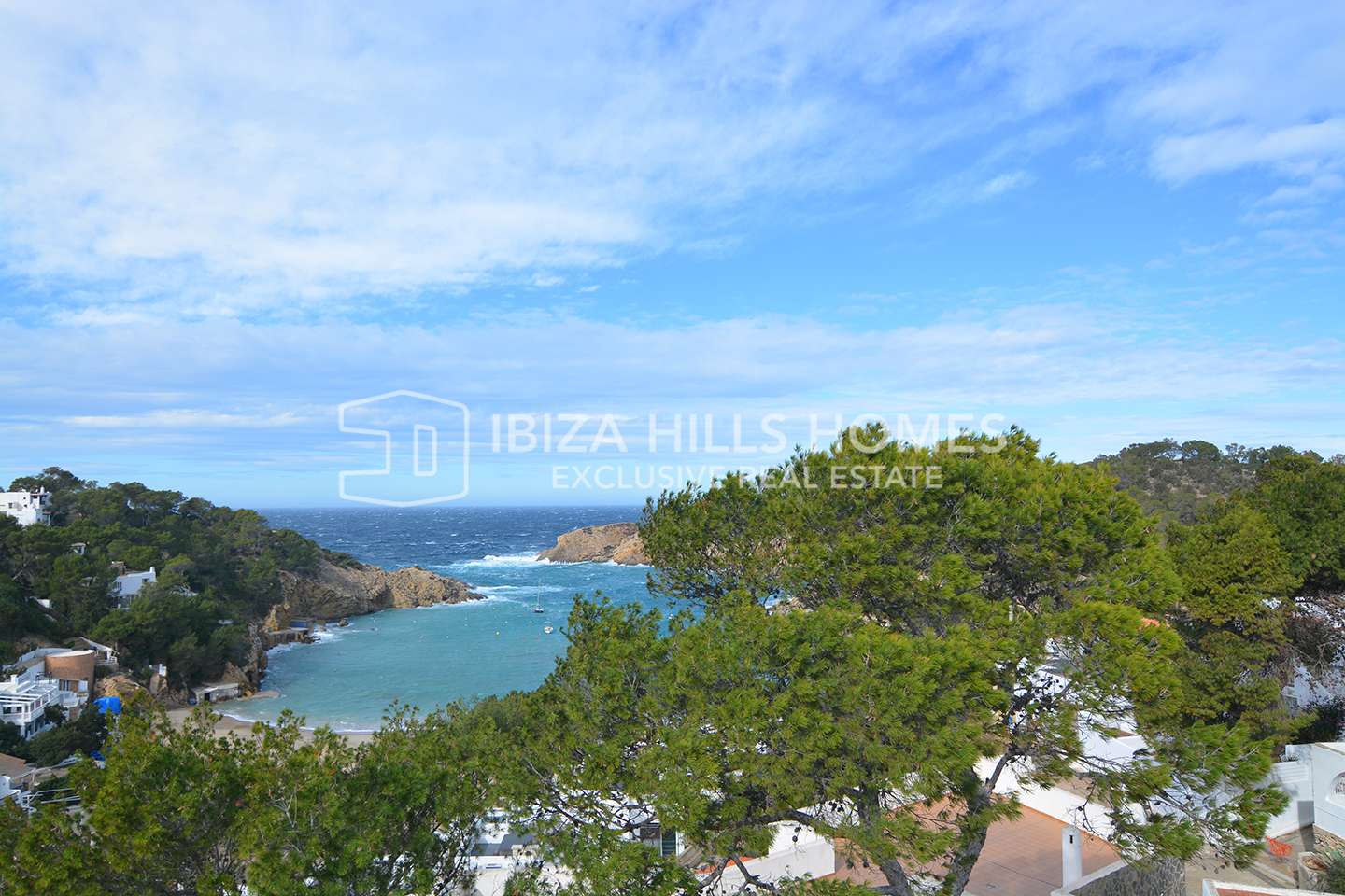 Exquisito Refugio Colonial con Licencia Turística y Vistas a la Playa en Cala Vadella