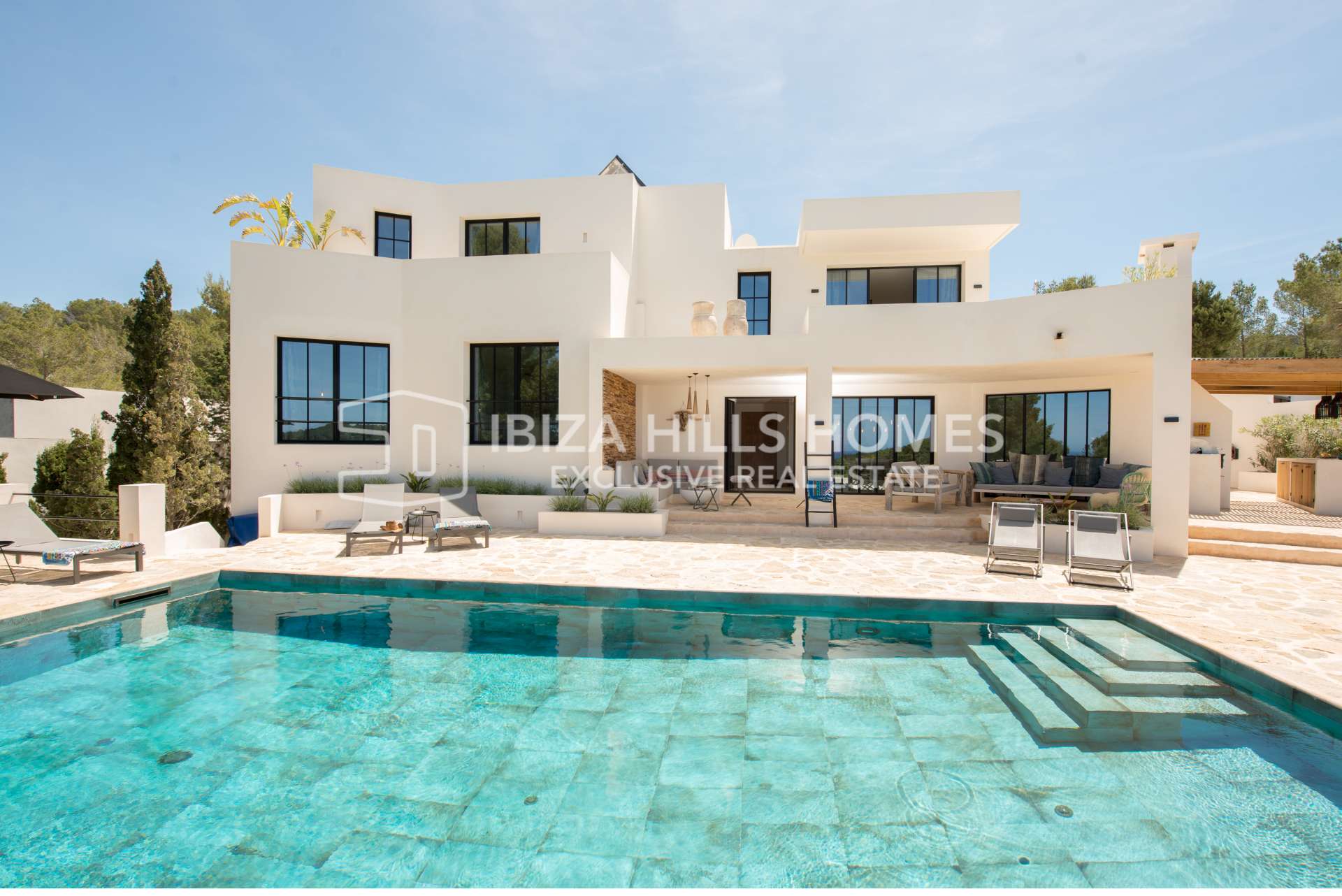 Élégante villa de 5 chambres sur une colline avec une vue imprenable sur la mer à Sant Josep - Ibiza